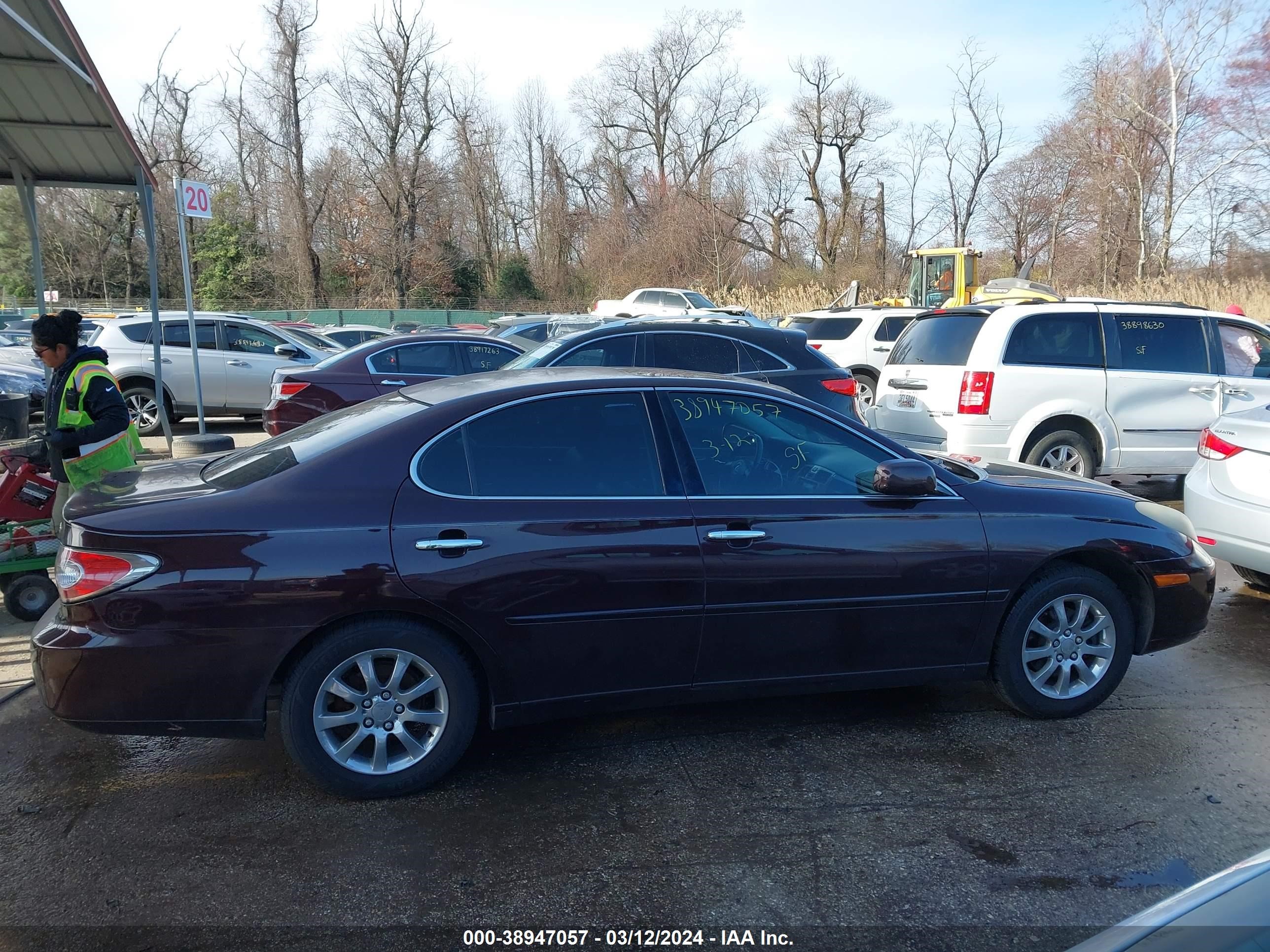 Photo 12 VIN: JTHBA30G740002367 - LEXUS ES 