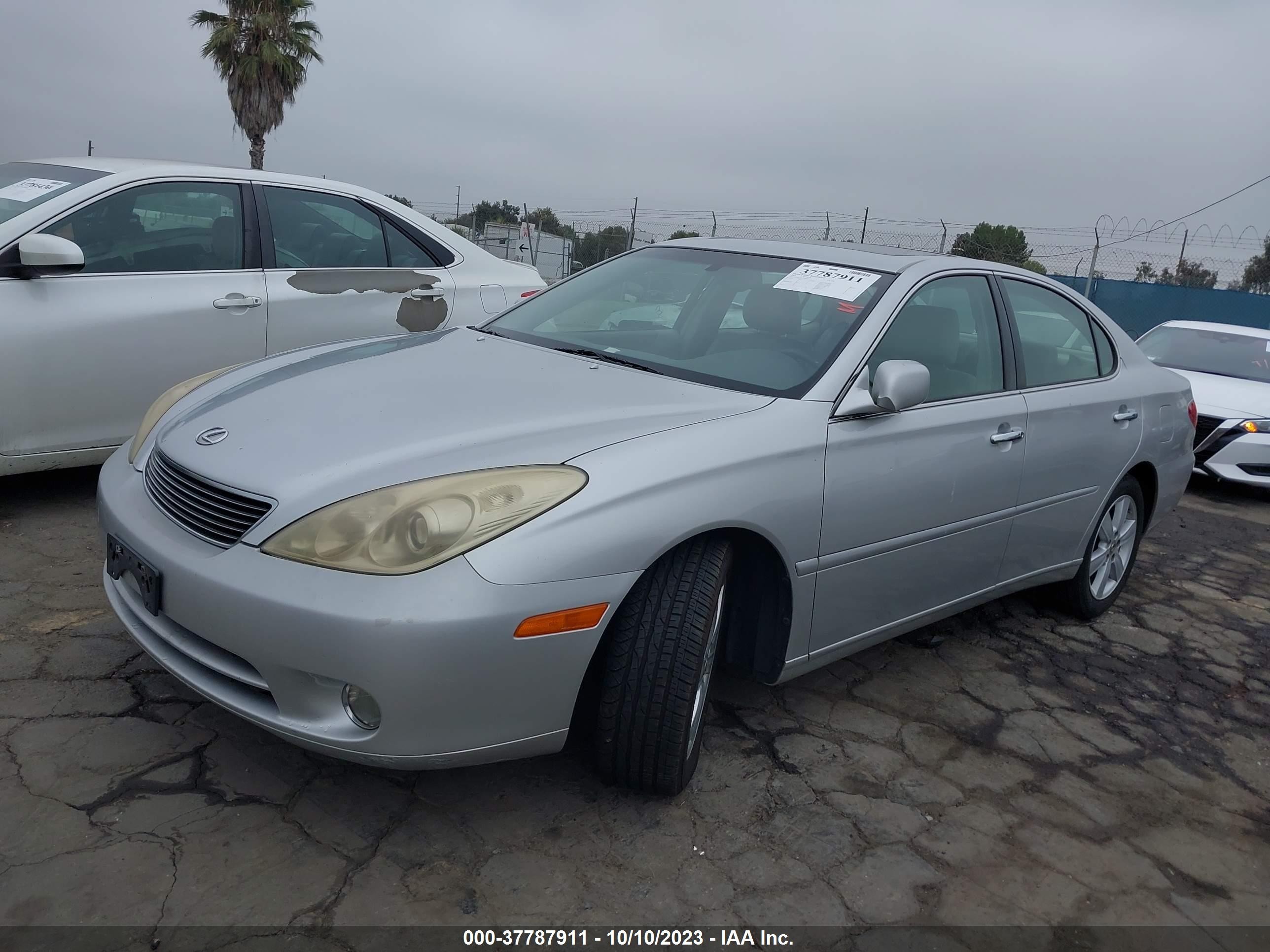 Photo 1 VIN: JTHBA30G755069832 - LEXUS ES 