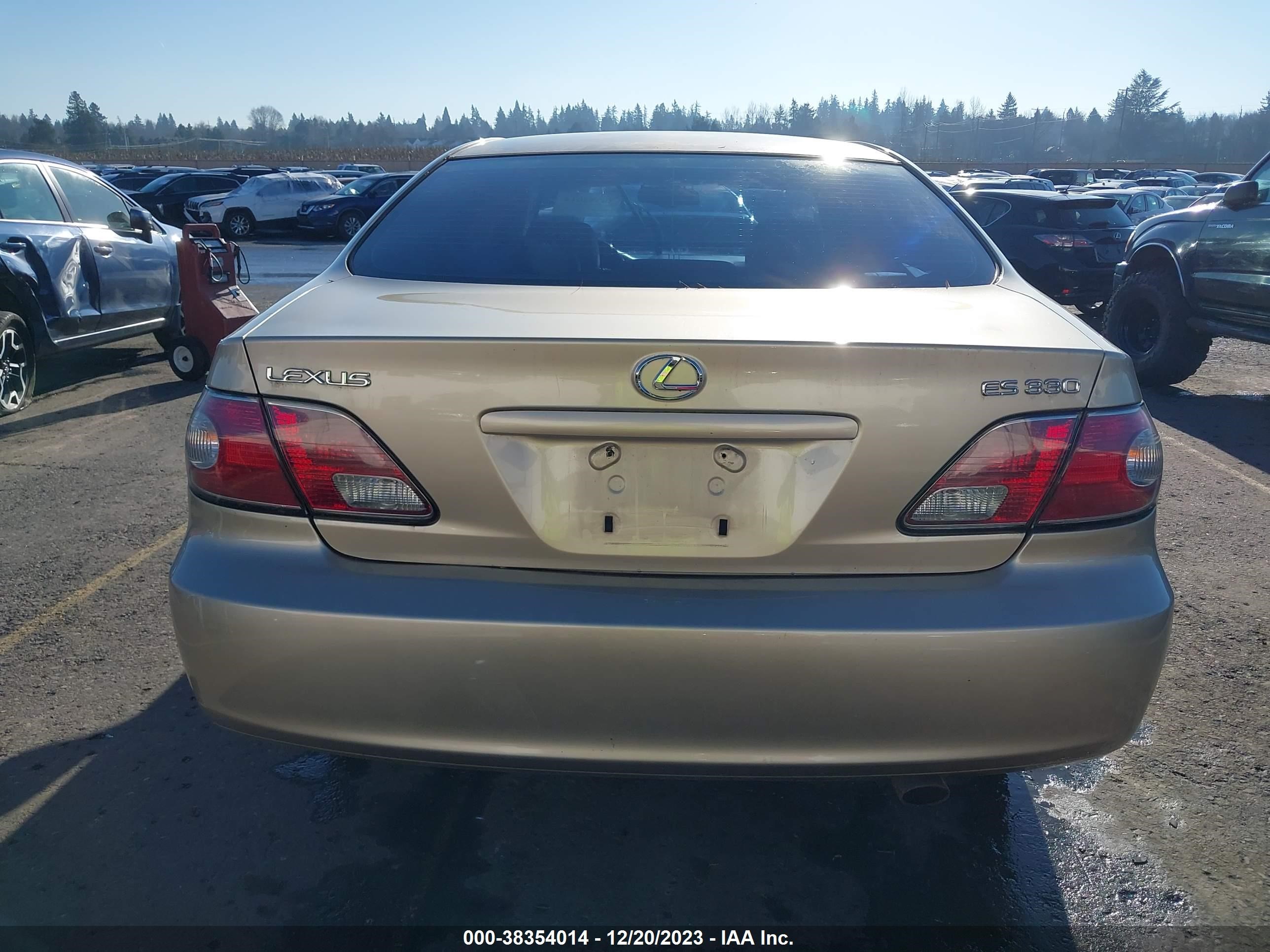 Photo 16 VIN: JTHBA30G840004063 - LEXUS ES 