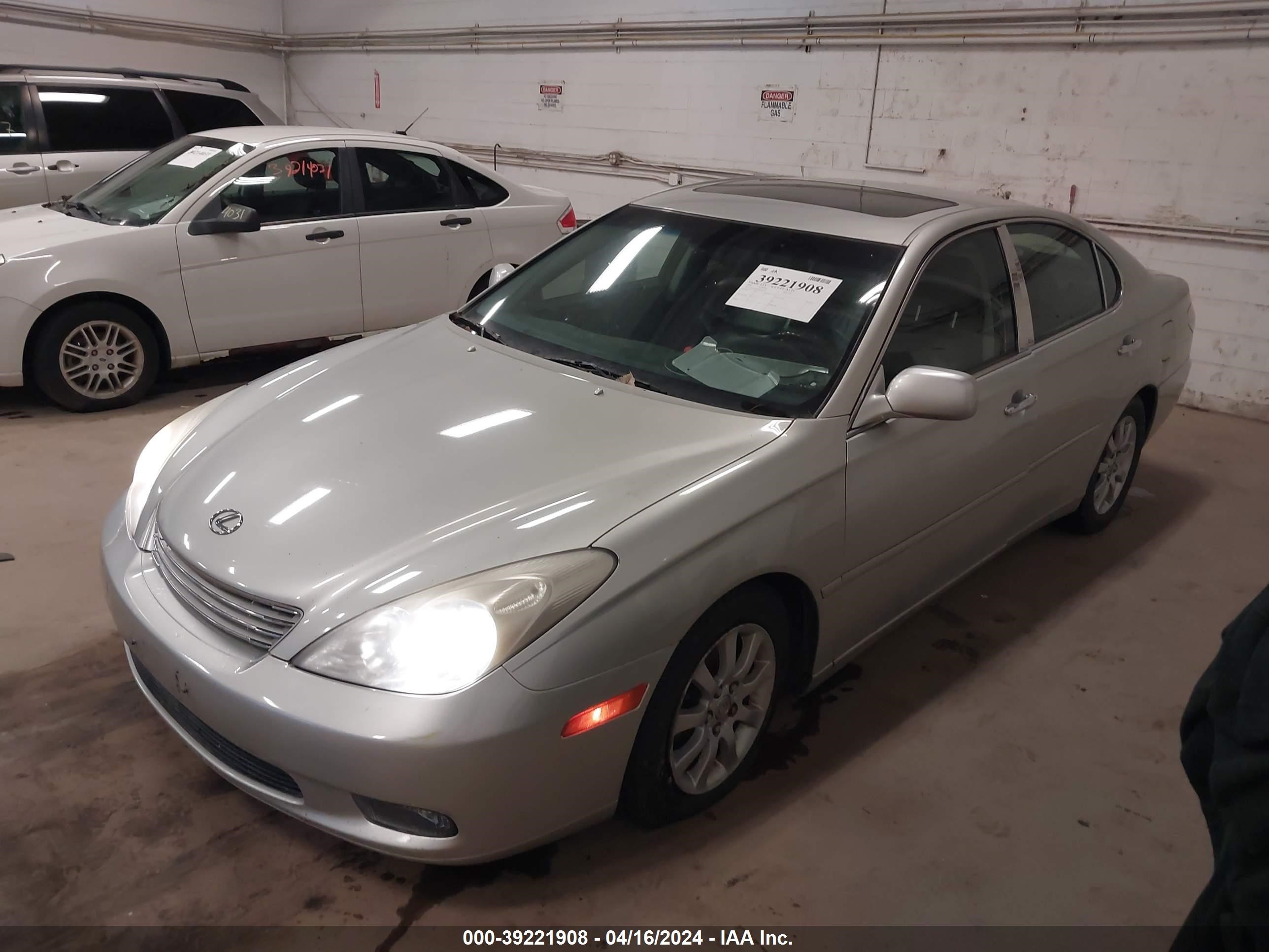 Photo 1 VIN: JTHBA30G845028527 - LEXUS ES 