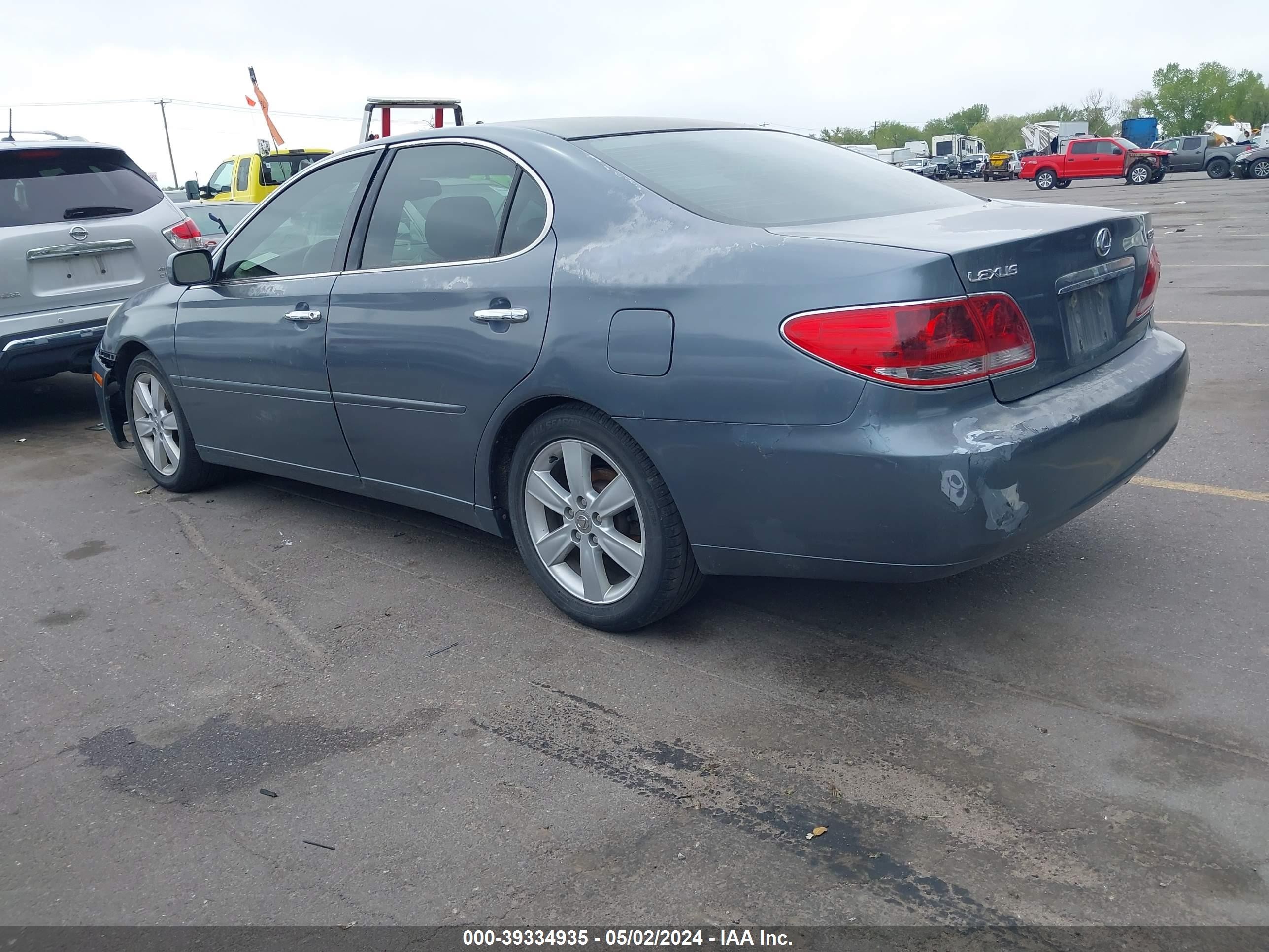 Photo 2 VIN: JTHBA30G855075610 - LEXUS ES 