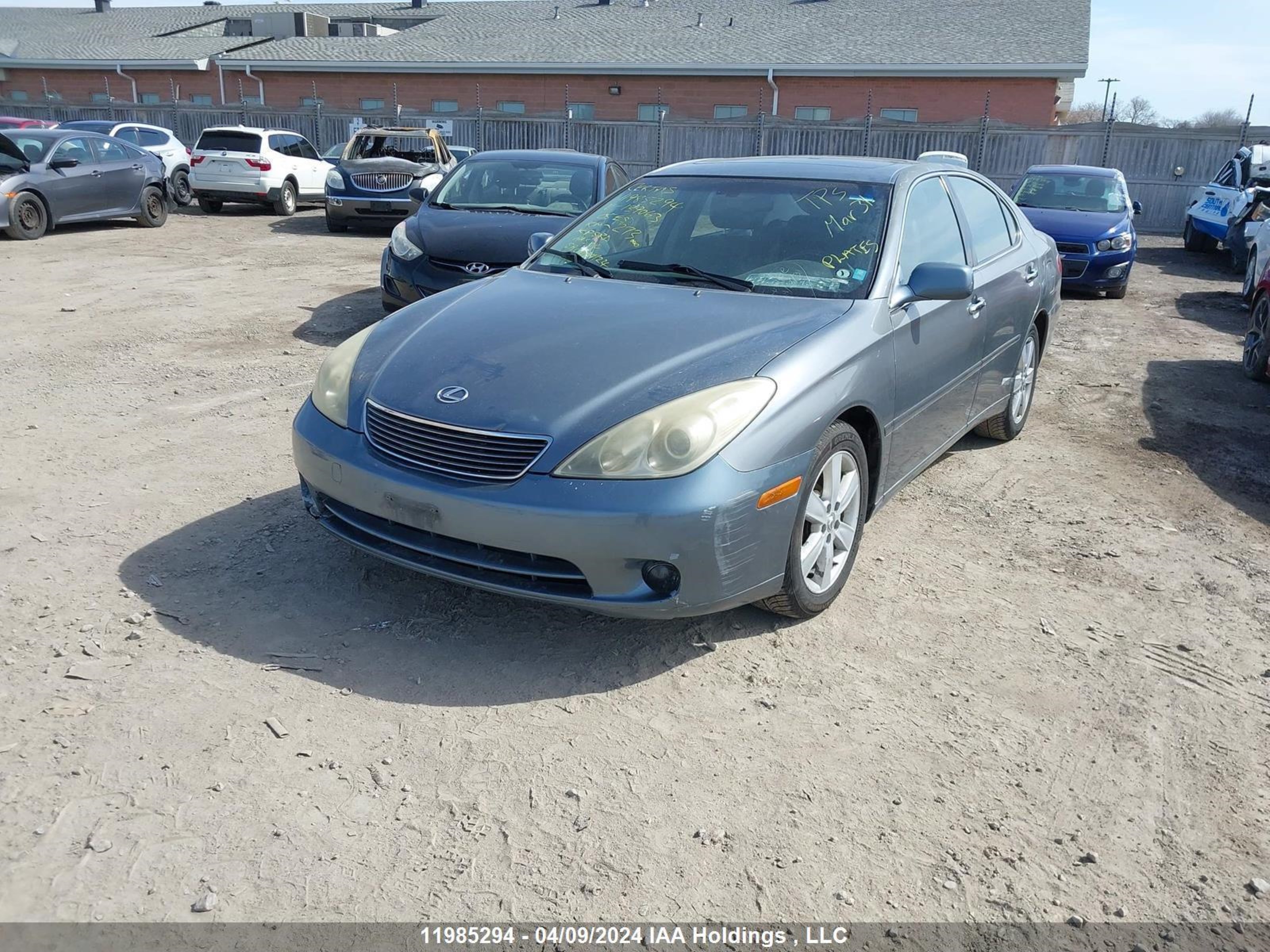 Photo 1 VIN: JTHBA30G855139063 - LEXUS ES 