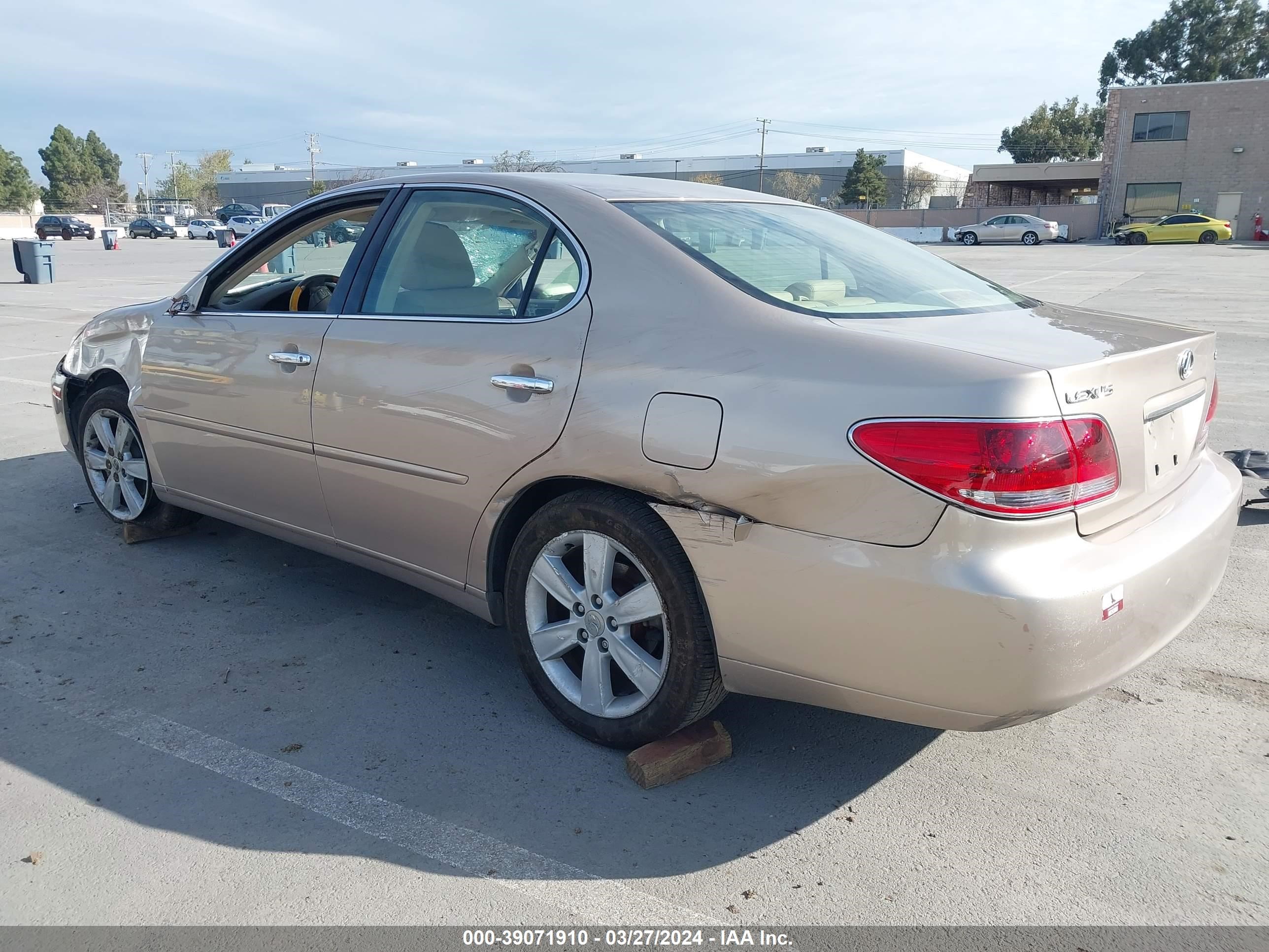 Photo 2 VIN: JTHBA30G865161095 - LEXUS ES 