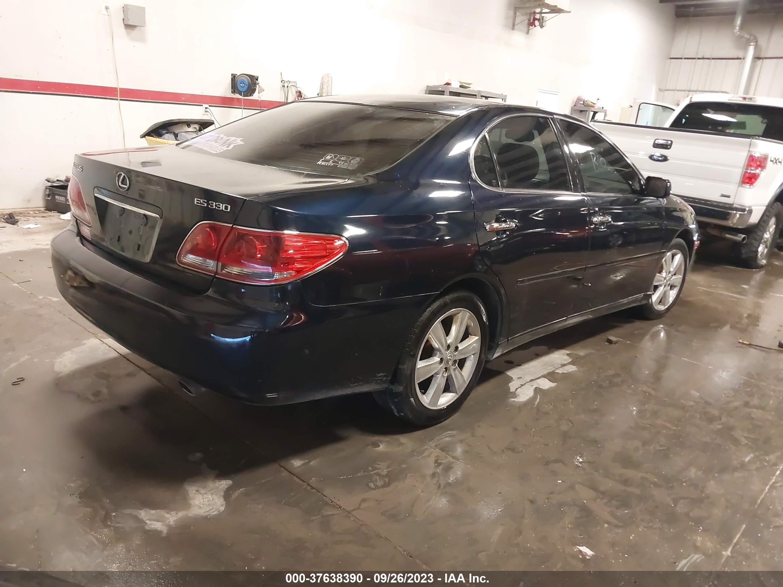 Photo 3 VIN: JTHBA30G865165728 - LEXUS ES 