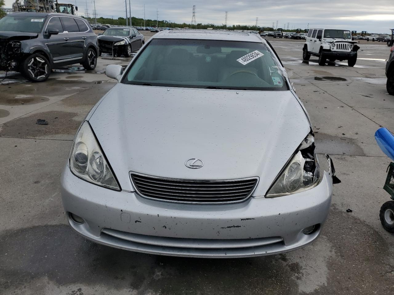 Photo 4 VIN: JTHBA30G865169374 - LEXUS ES 