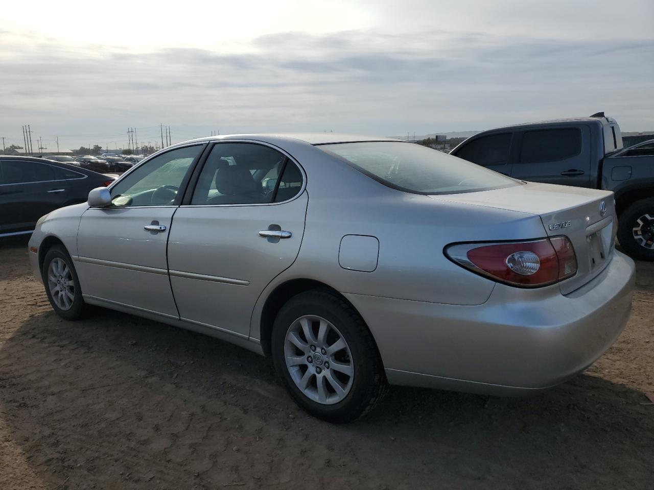 Photo 1 VIN: JTHBA30G940004346 - LEXUS ES 