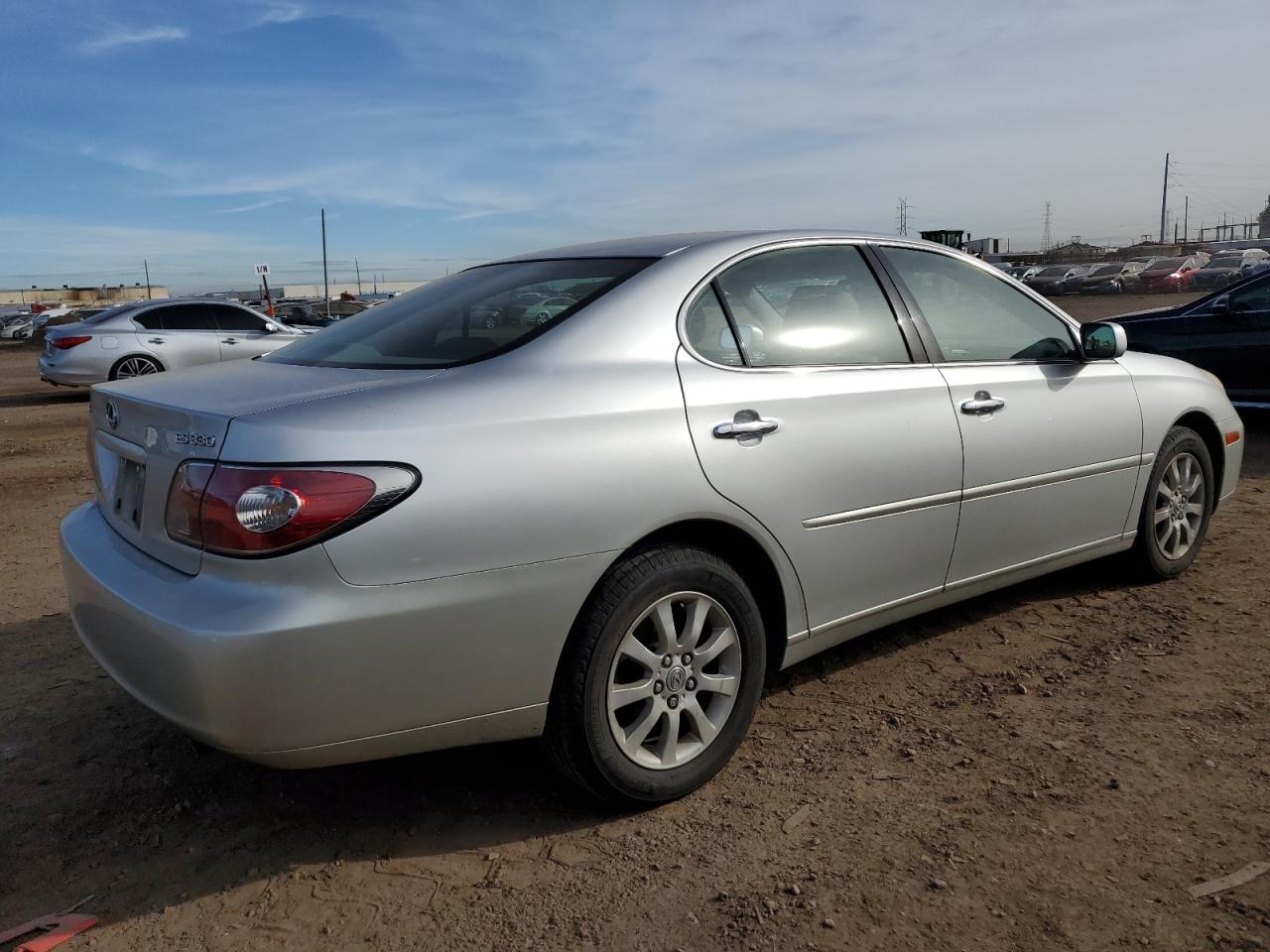 Photo 2 VIN: JTHBA30G940004346 - LEXUS ES 