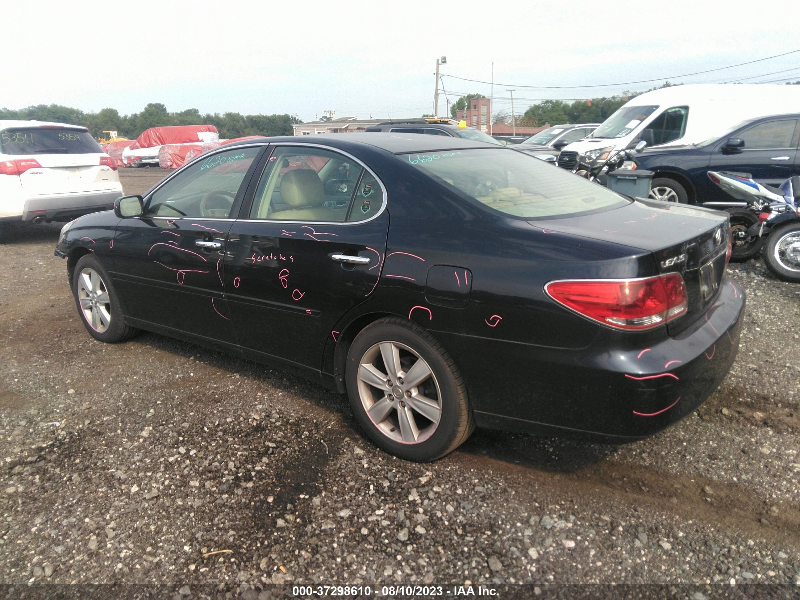 Photo 2 VIN: JTHBA30G965165589 - LEXUS ES 