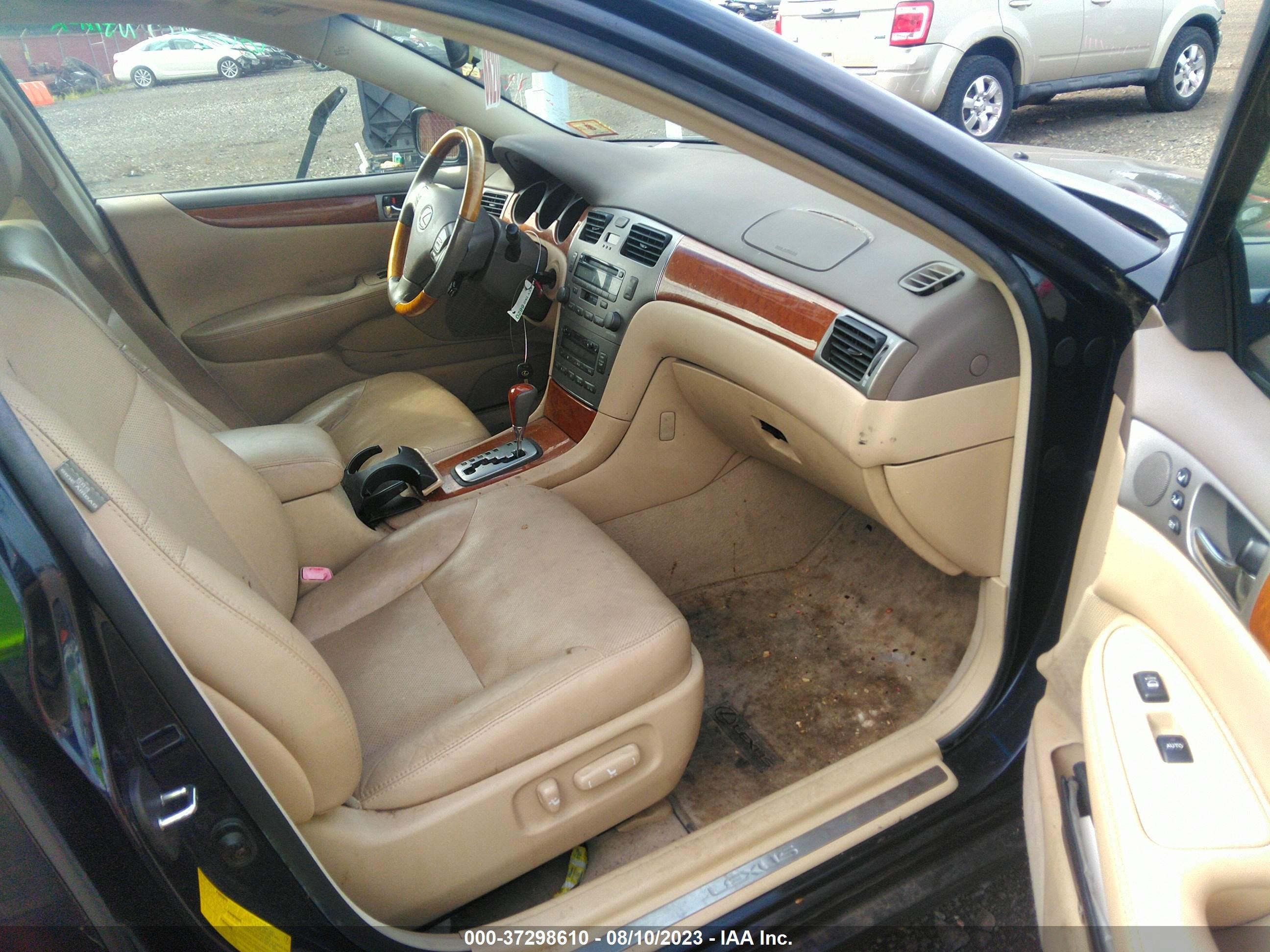 Photo 4 VIN: JTHBA30G965165589 - LEXUS ES 