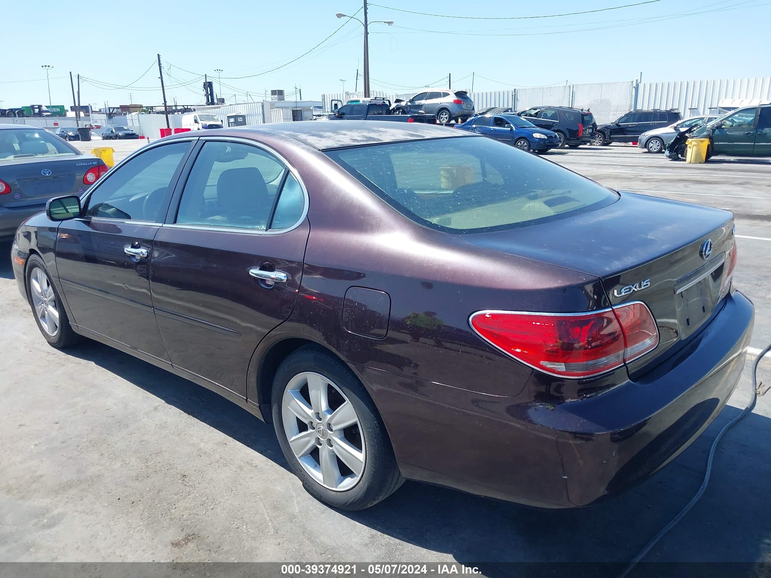 Photo 2 VIN: JTHBA30GX55089282 - LEXUS ES 