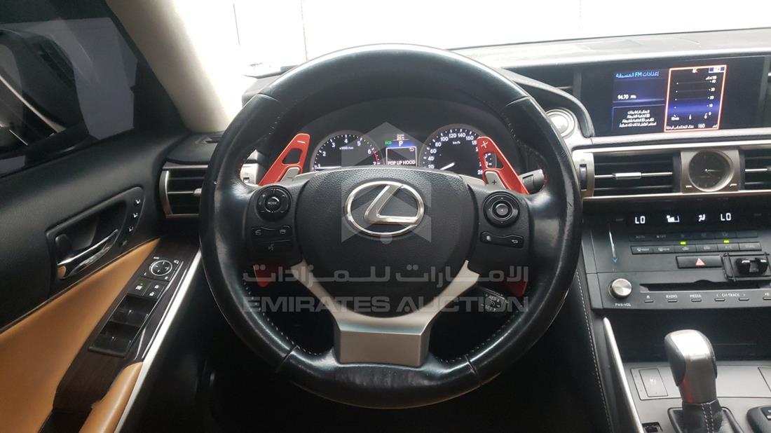 Photo 13 VIN: JTHBA5D24G5027857 - LEXUS IS 200T 