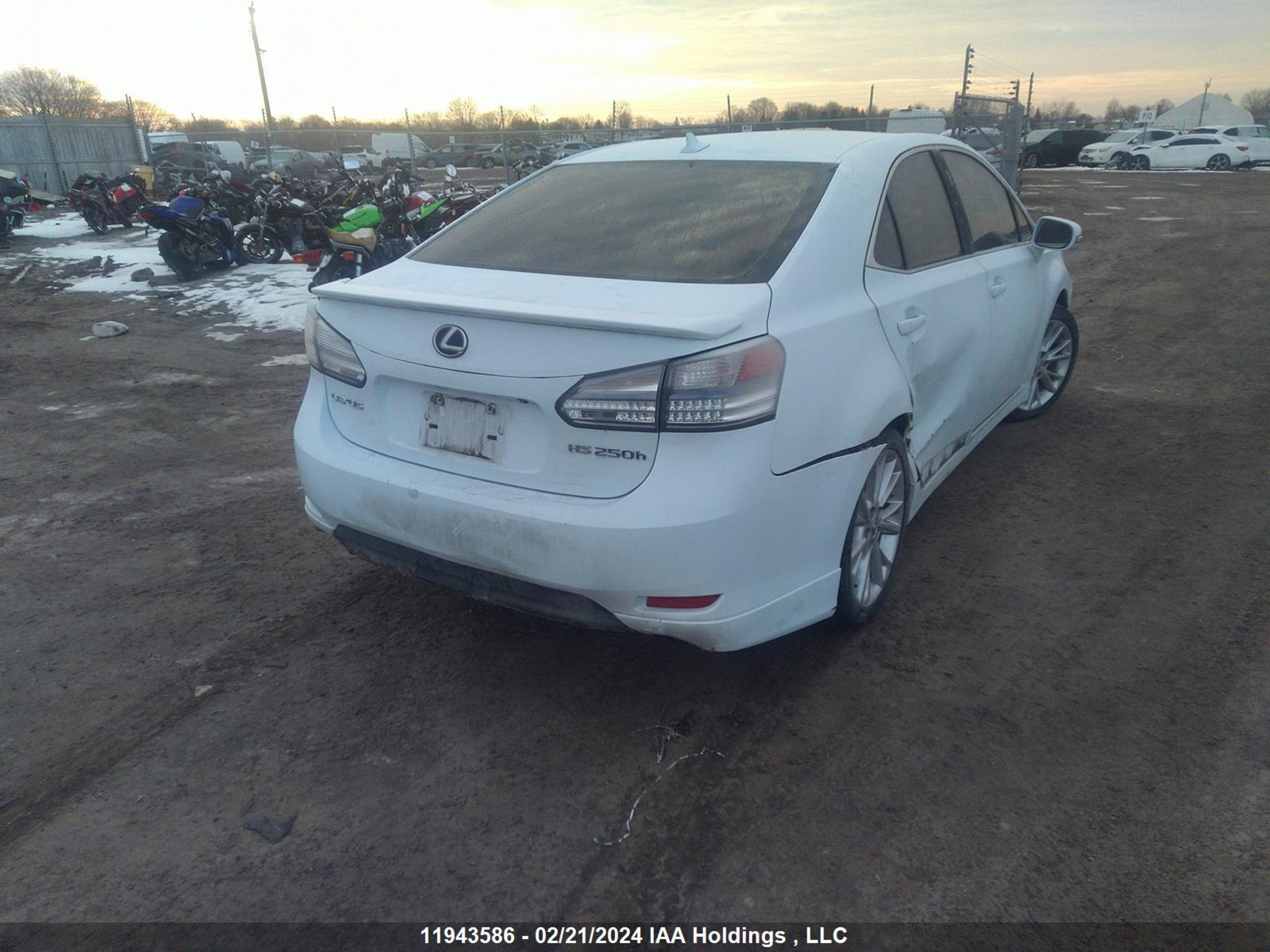 Photo 3 VIN: JTHBB1BA0A2005315 - LEXUS HS 