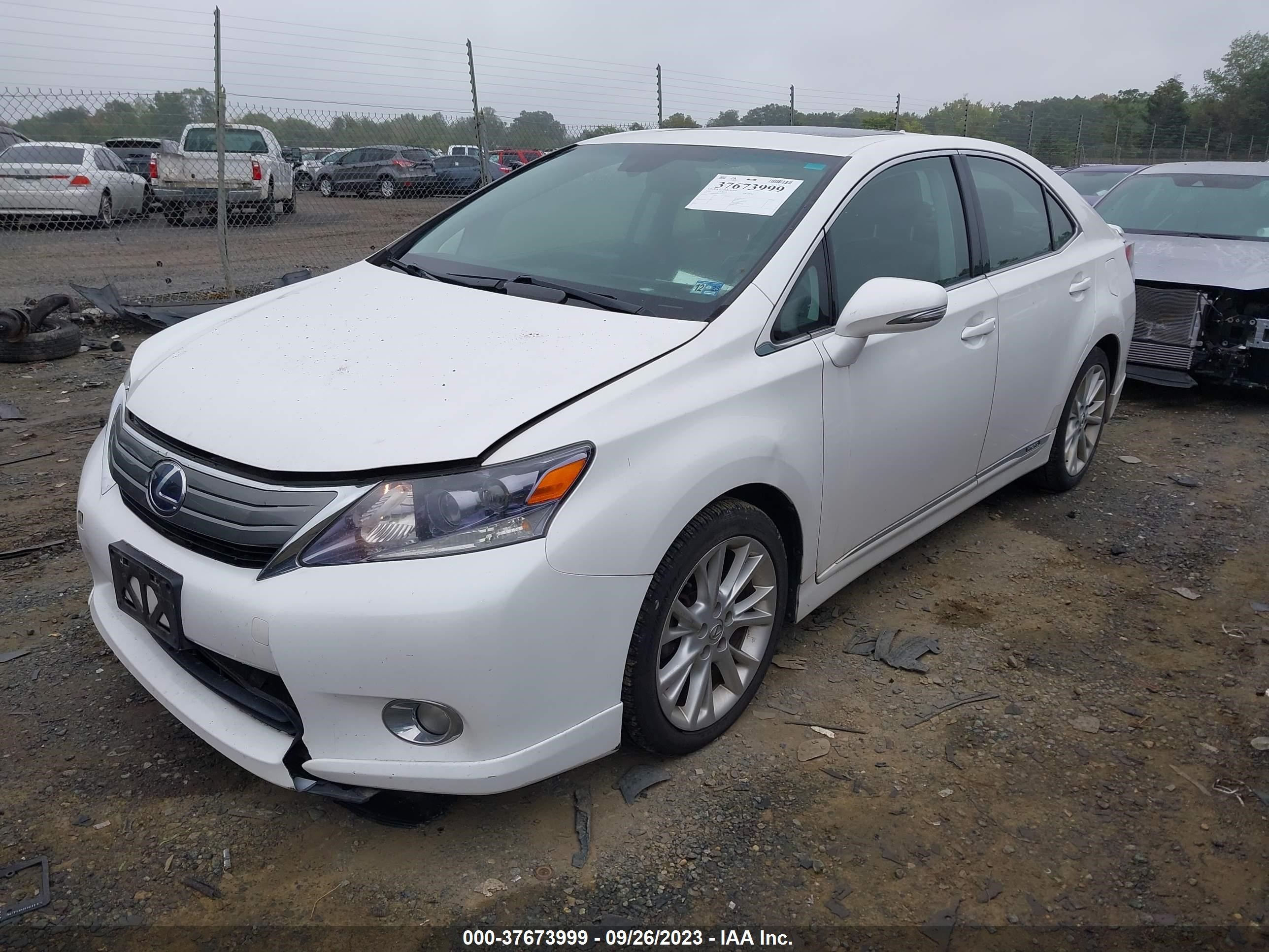 Photo 1 VIN: JTHBB1BA6A2036813 - LEXUS HS 