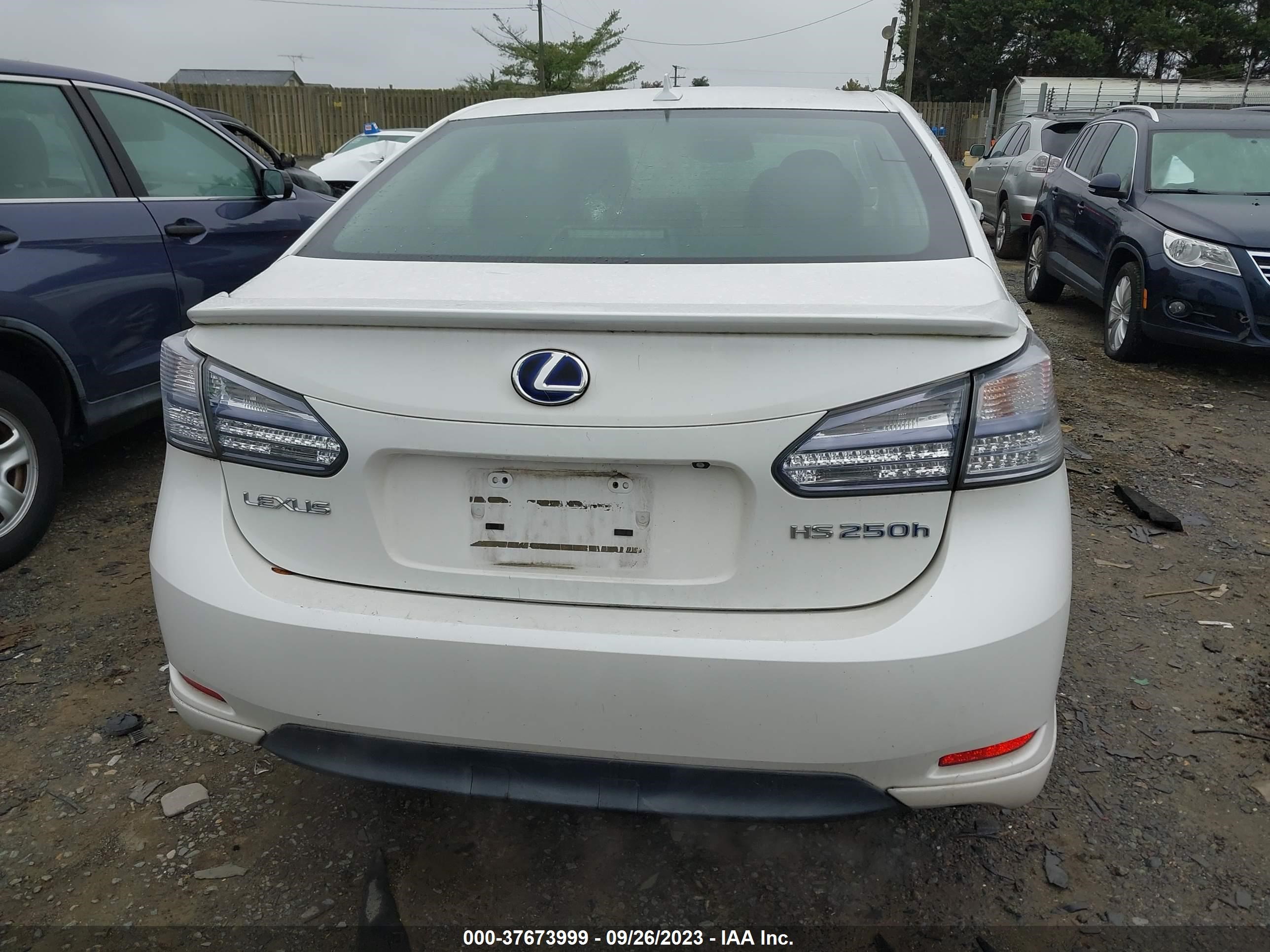 Photo 15 VIN: JTHBB1BA6A2036813 - LEXUS HS 