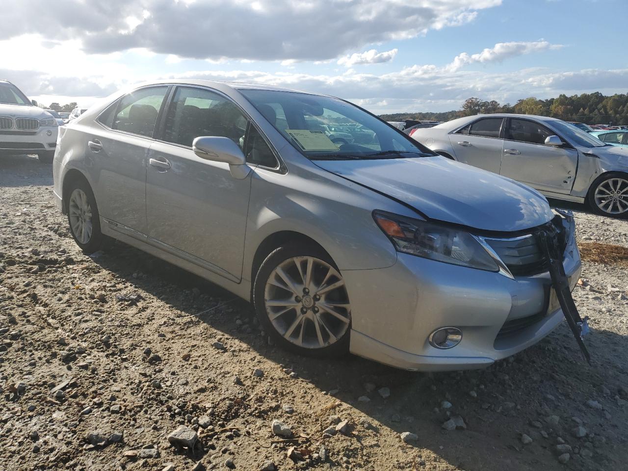 Photo 3 VIN: JTHBB1BA8A2003893 - LEXUS HS 