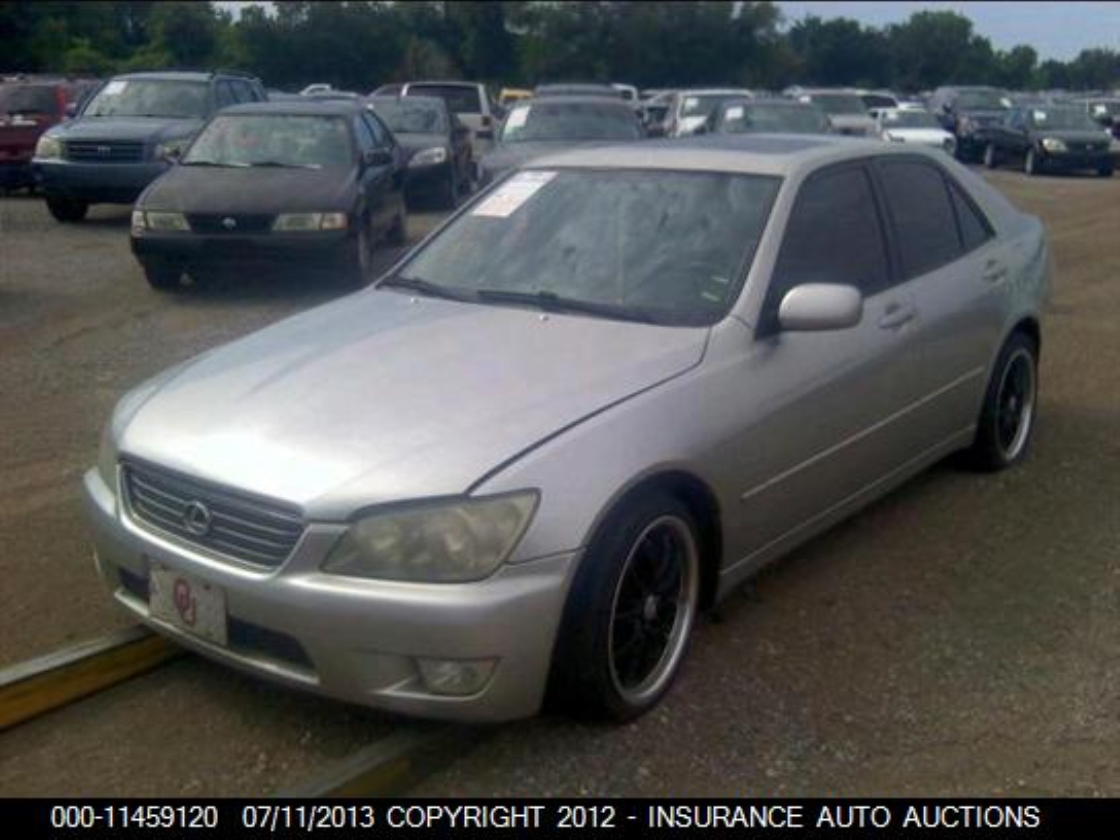 Photo 1 VIN: JTHBD182310008425 - LEXUS IS 