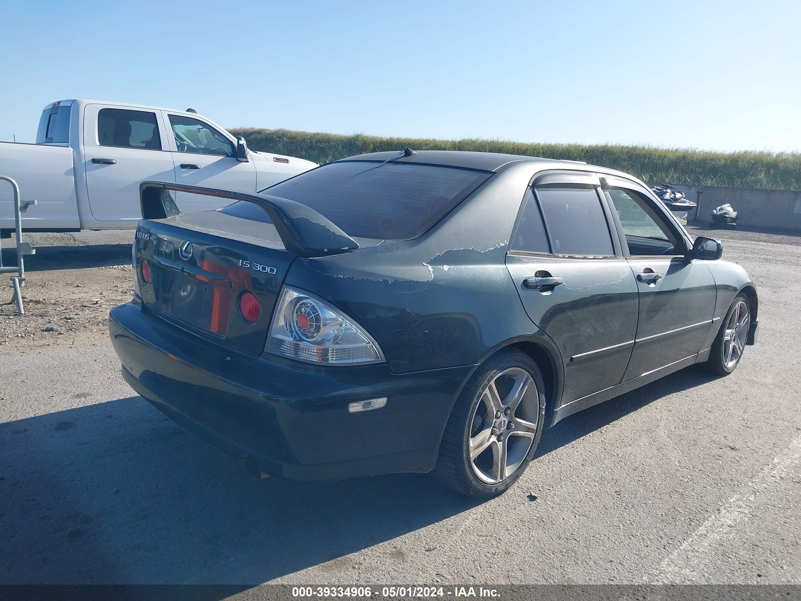 Photo 3 VIN: JTHBD182310018663 - LEXUS IS 