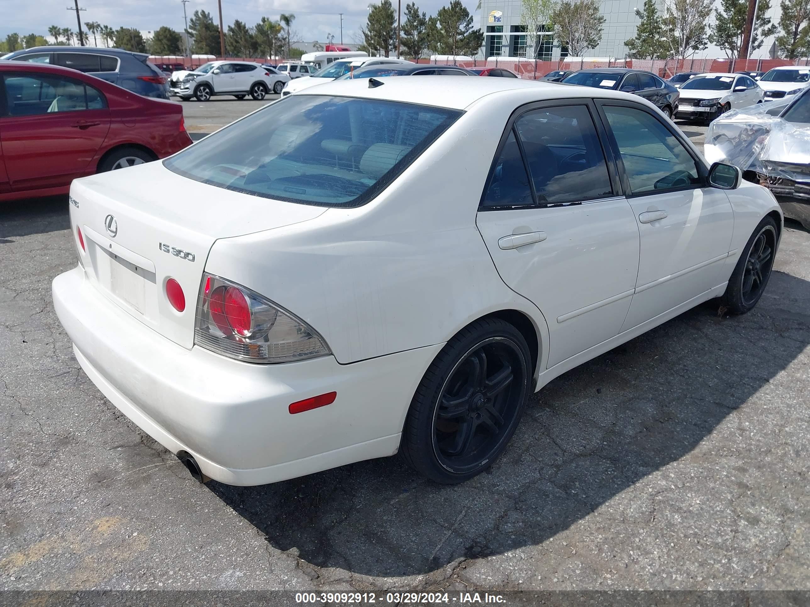 Photo 3 VIN: JTHBD182510013982 - LEXUS IS 