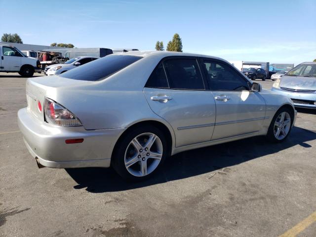 Photo 2 VIN: JTHBD182510017529 - LEXUS IS 300 