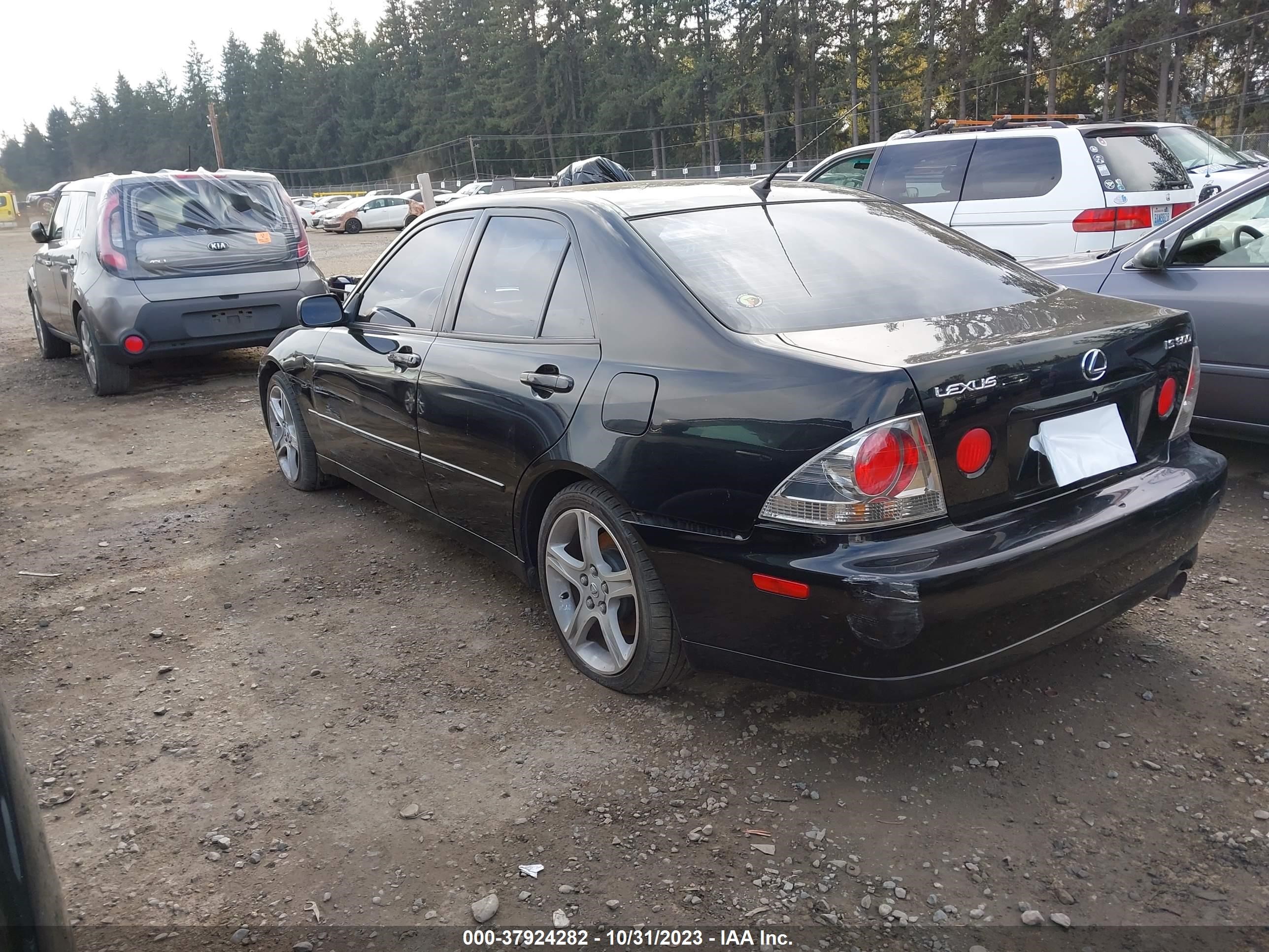 Photo 2 VIN: JTHBD182610033514 - LEXUS IS 