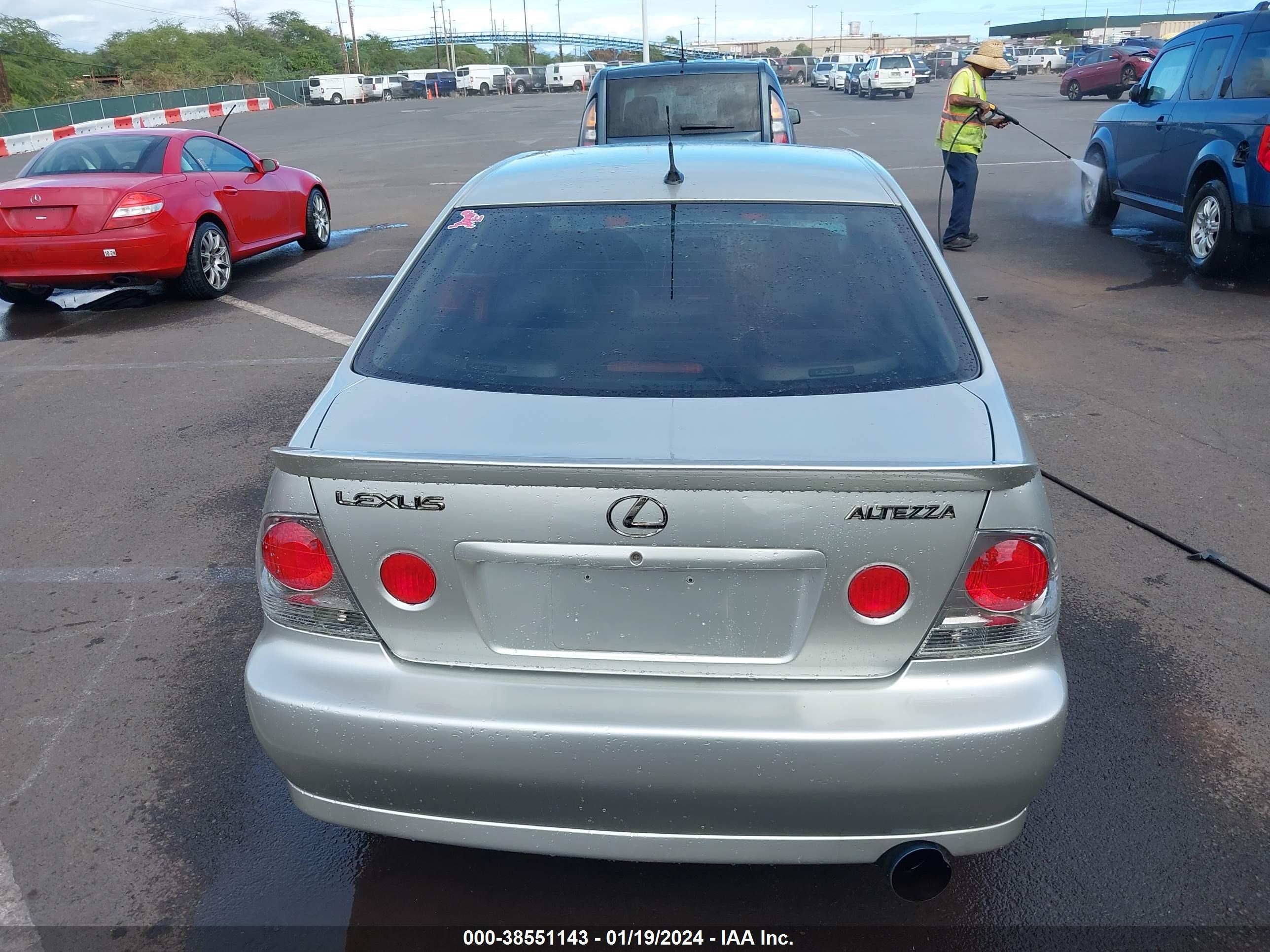 Photo 15 VIN: JTHBD182710012249 - LEXUS IS 