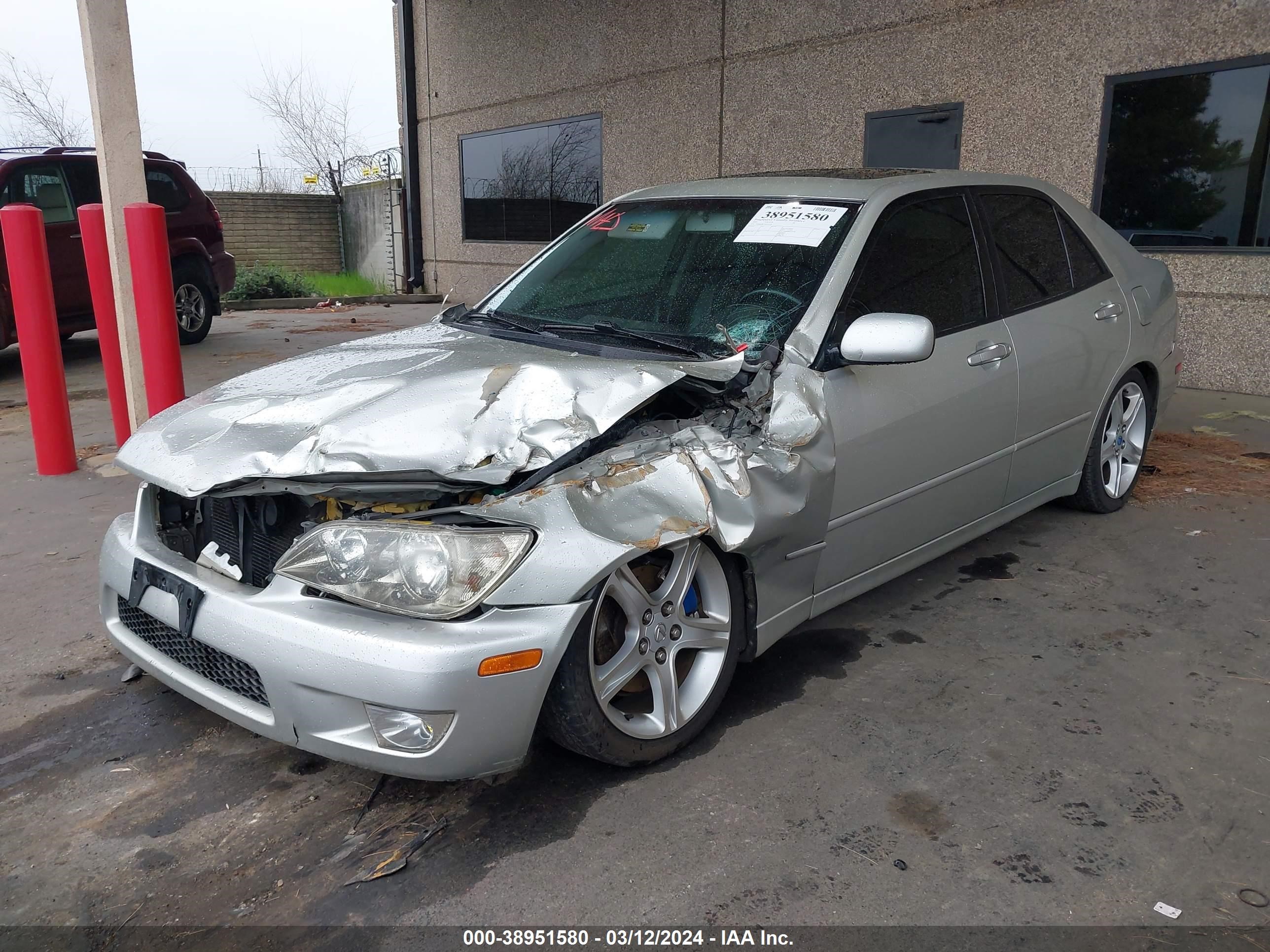 Photo 1 VIN: JTHBD182710023378 - LEXUS IS 