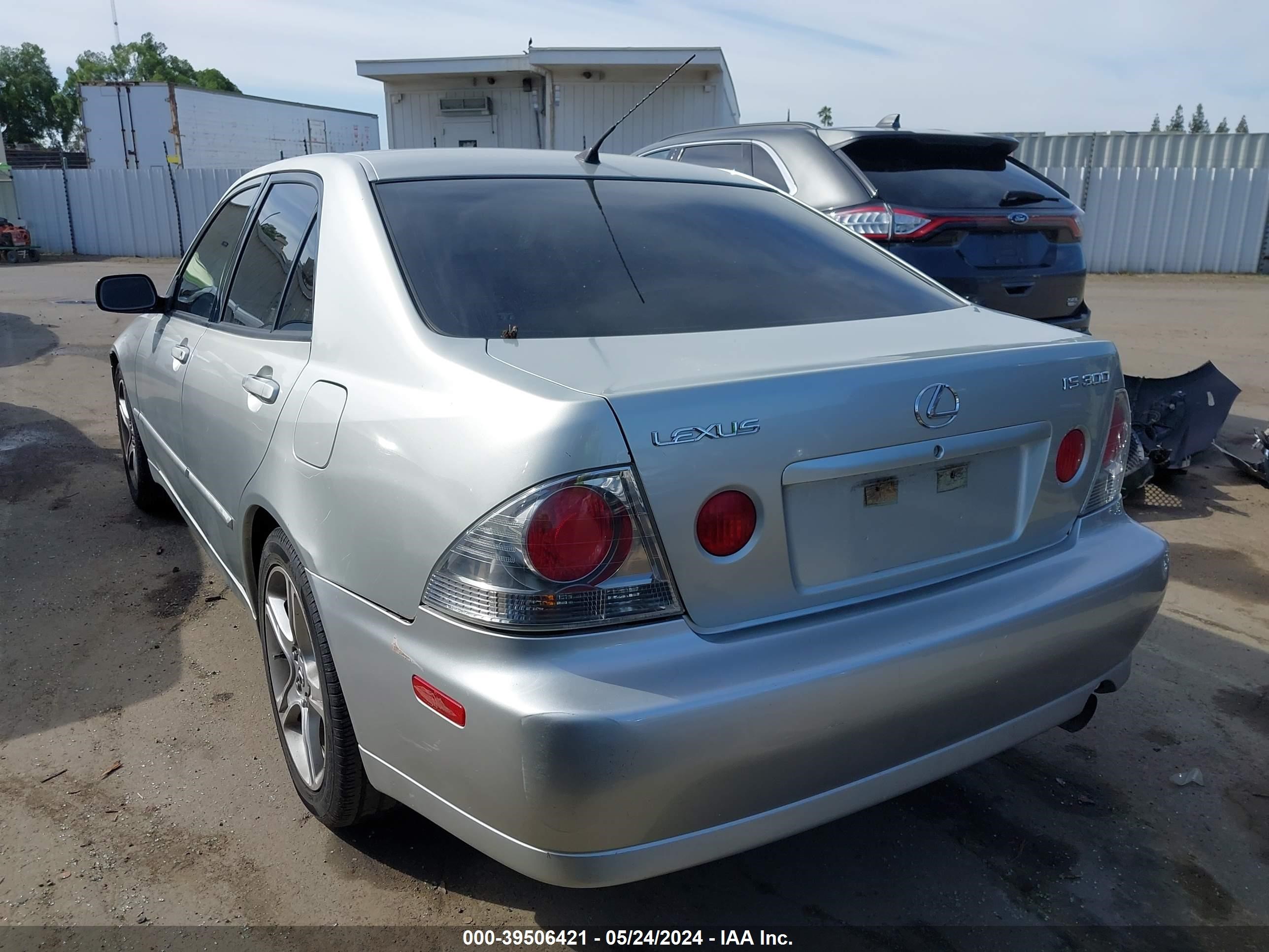 Photo 2 VIN: JTHBD192320061173 - LEXUS IS 