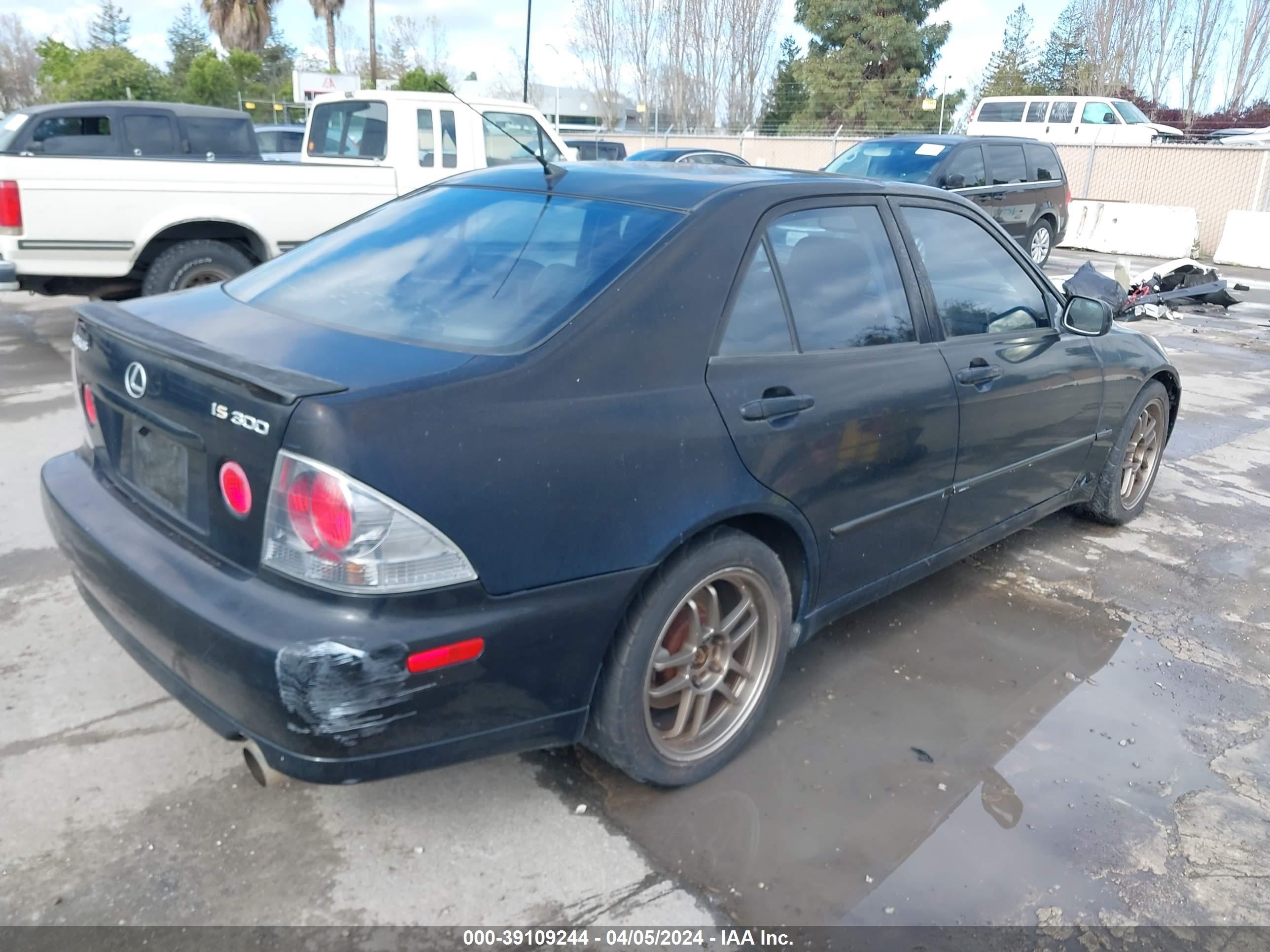 Photo 3 VIN: JTHBD192640086054 - LEXUS IS 