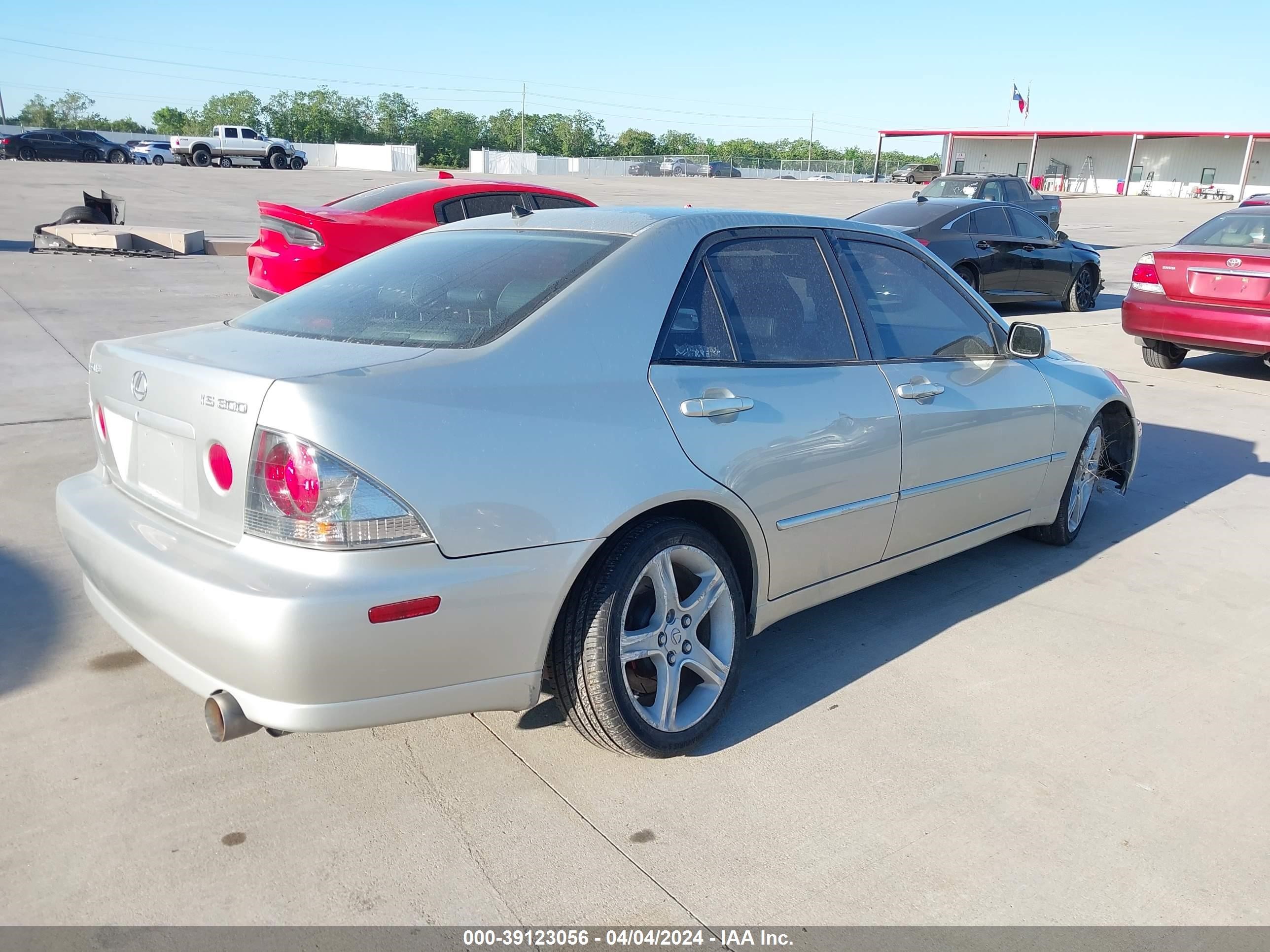 Photo 3 VIN: JTHBD192920062067 - LEXUS IS 