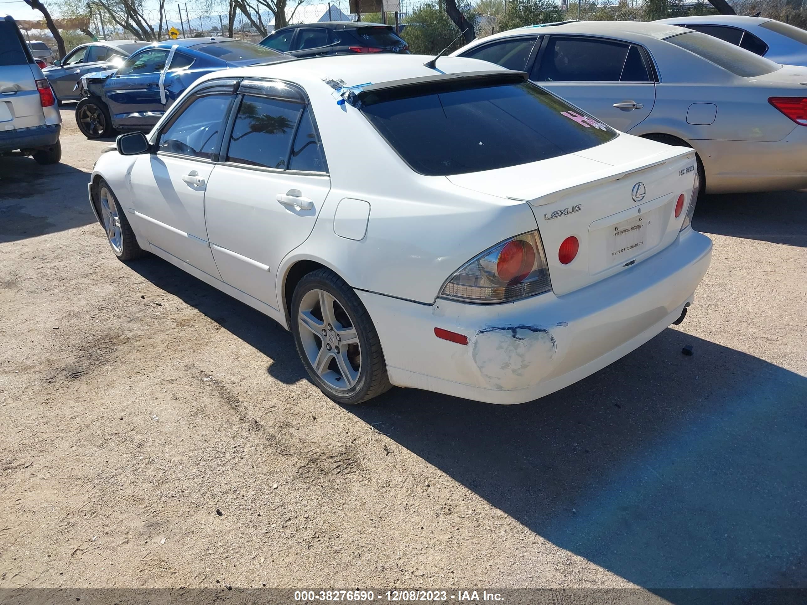 Photo 2 VIN: JTHBD192X40090740 - LEXUS IS 