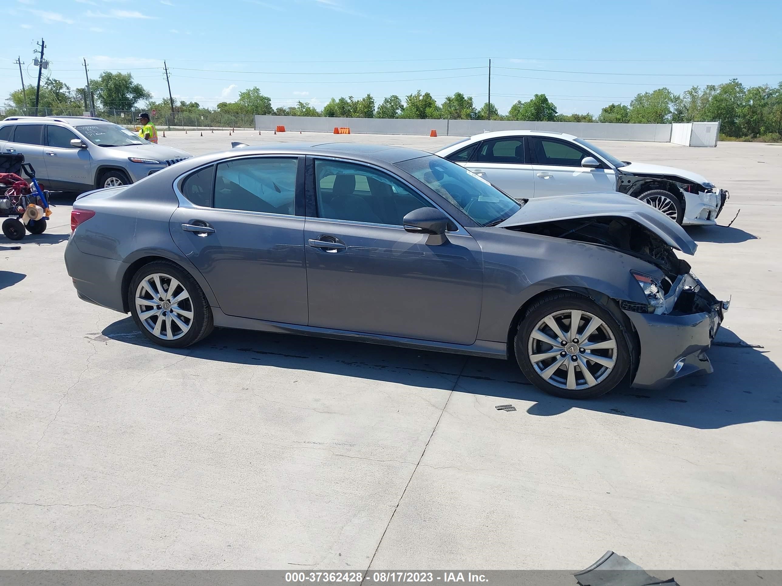 Photo 12 VIN: JTHBE1BL2FA008304 - LEXUS GS 