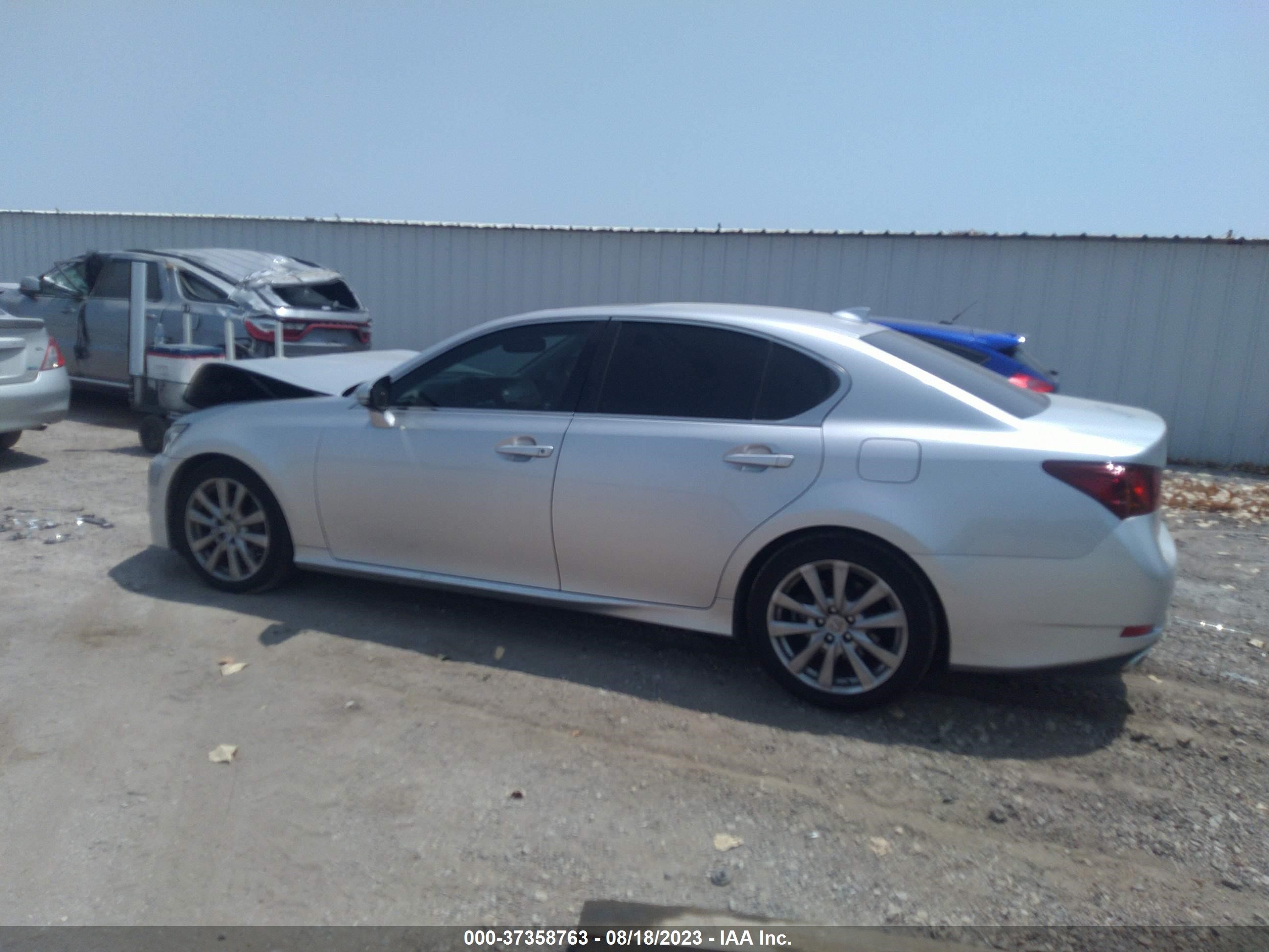 Photo 13 VIN: JTHBE1BL2FA016869 - LEXUS GS 