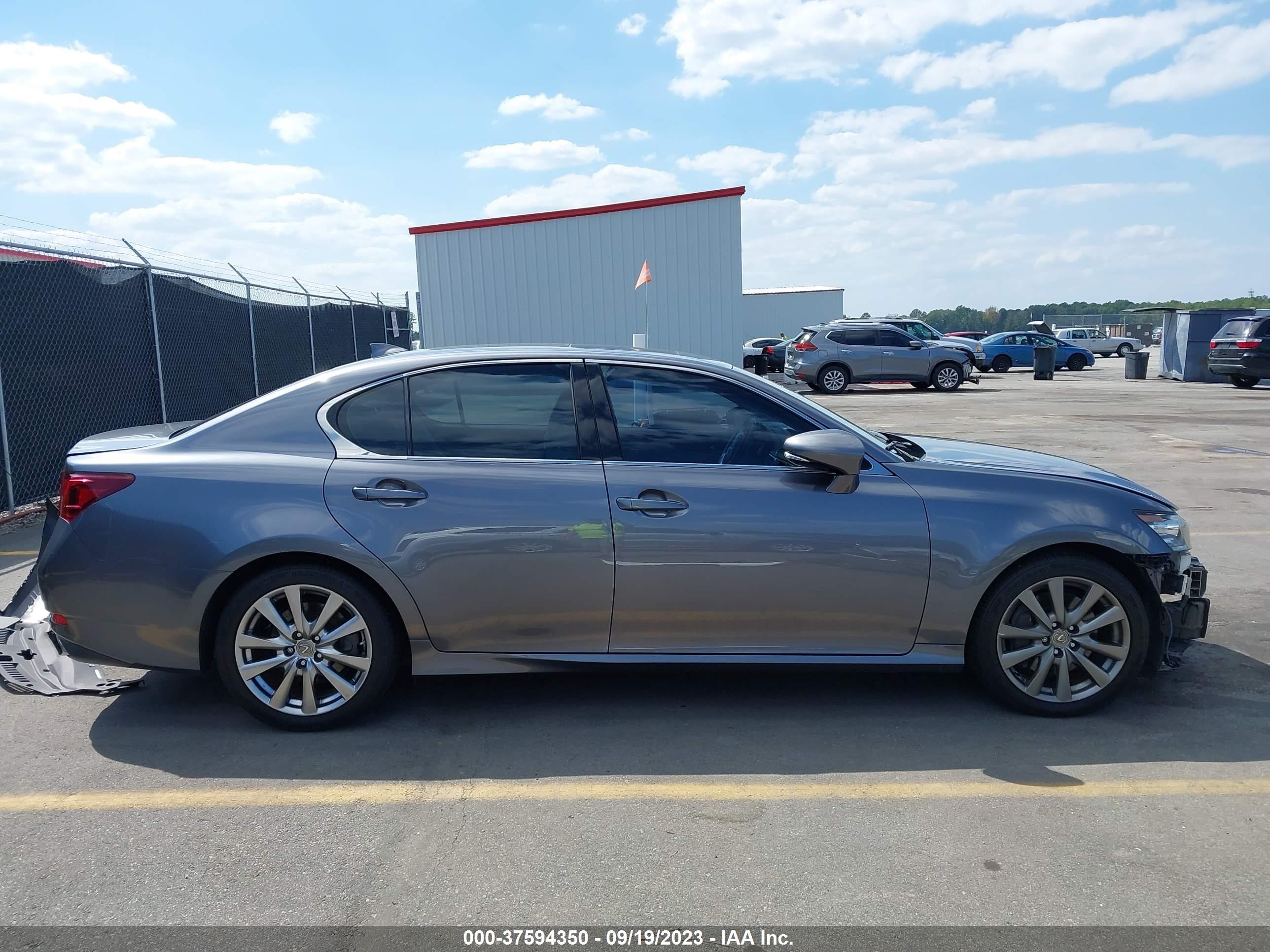 Photo 13 VIN: JTHBE1BL3FA006996 - LEXUS GS 