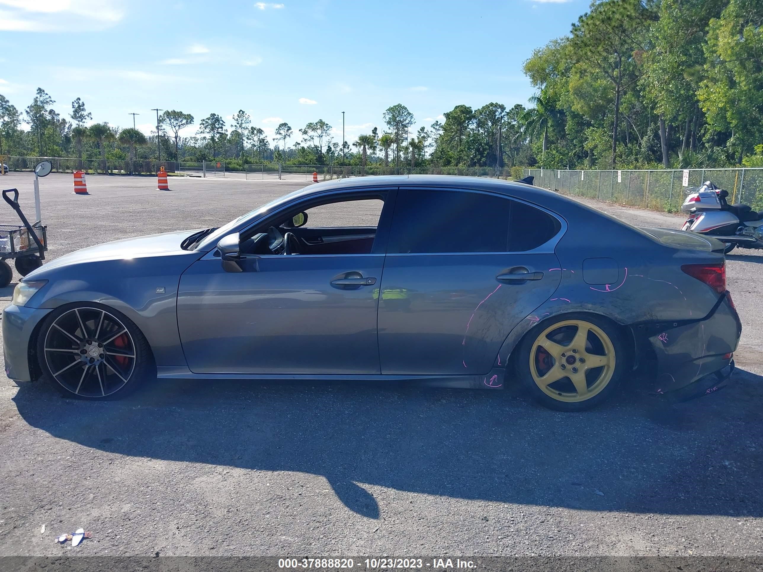 Photo 13 VIN: JTHBE1BL4E5031137 - LEXUS GS 