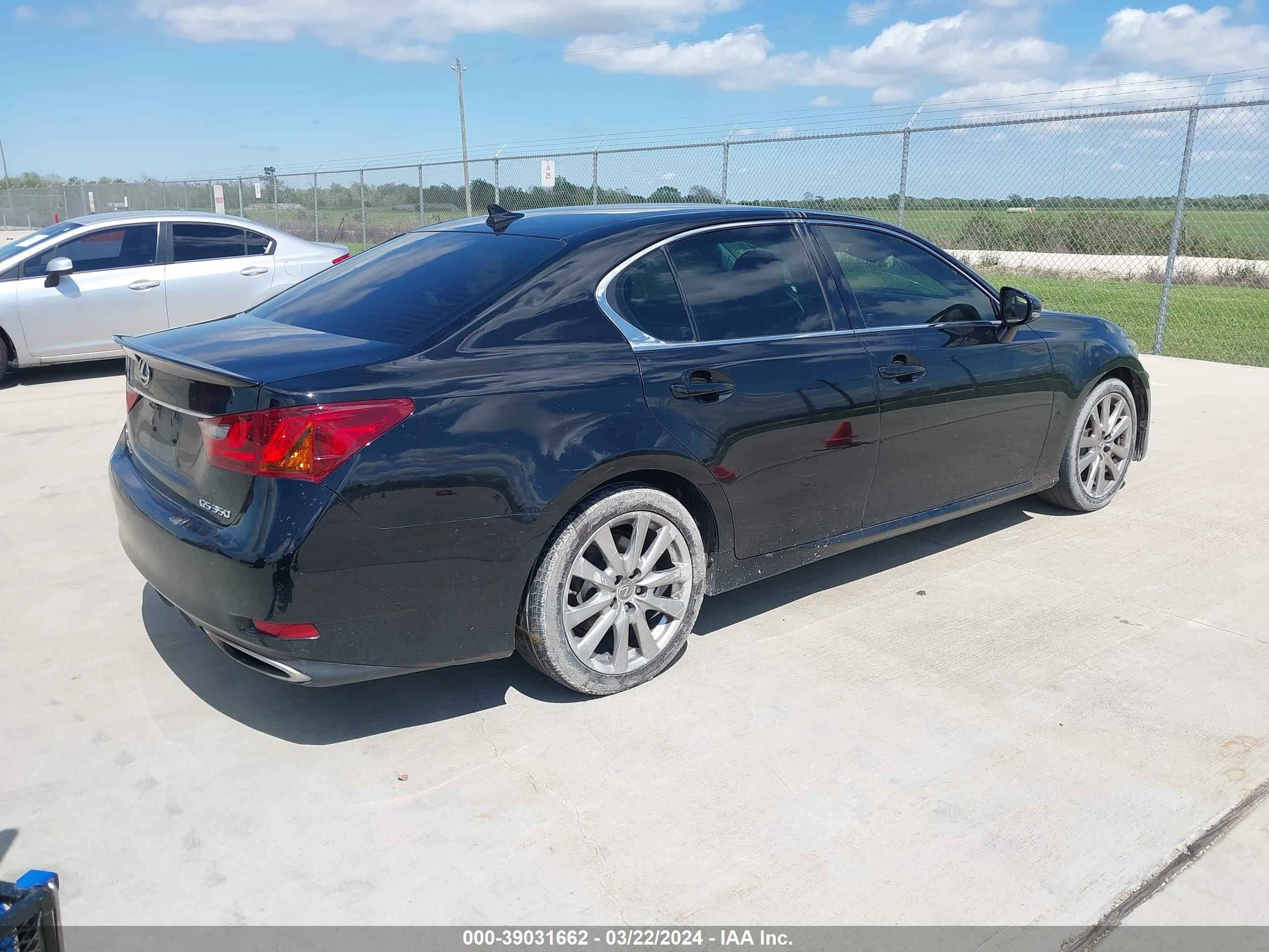 Photo 3 VIN: JTHBE1BL8E5040696 - LEXUS GS 