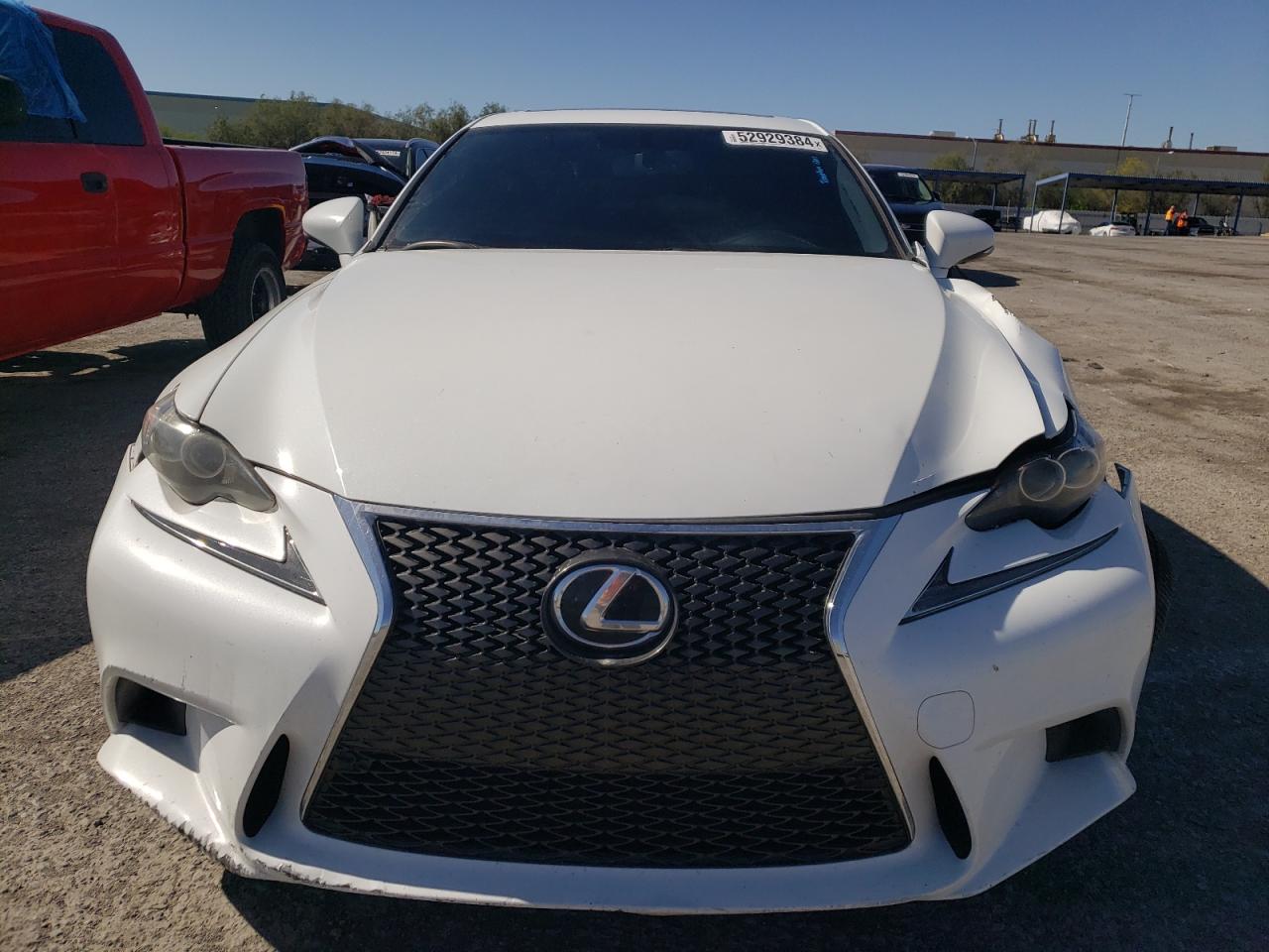 Photo 4 VIN: JTHBE1D2XG5027309 - LEXUS IS 