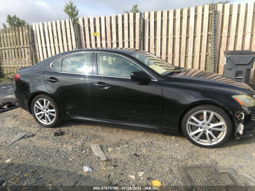 Photo 13 VIN: JTHBE262075017066 - LEXUS IS 