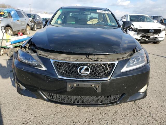 Photo 4 VIN: JTHBE262085018543 - LEXUS IS 