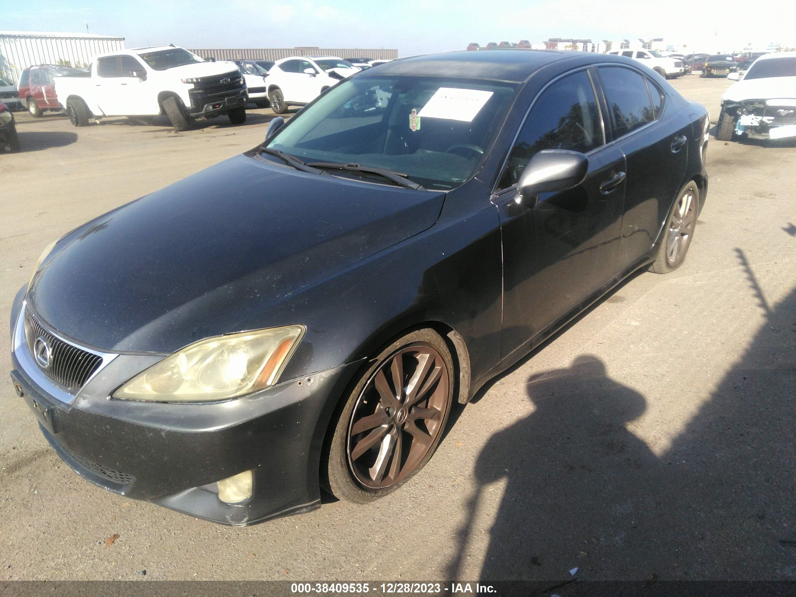 Photo 5 VIN: JTHBE262165009864 - LEXUS IS 