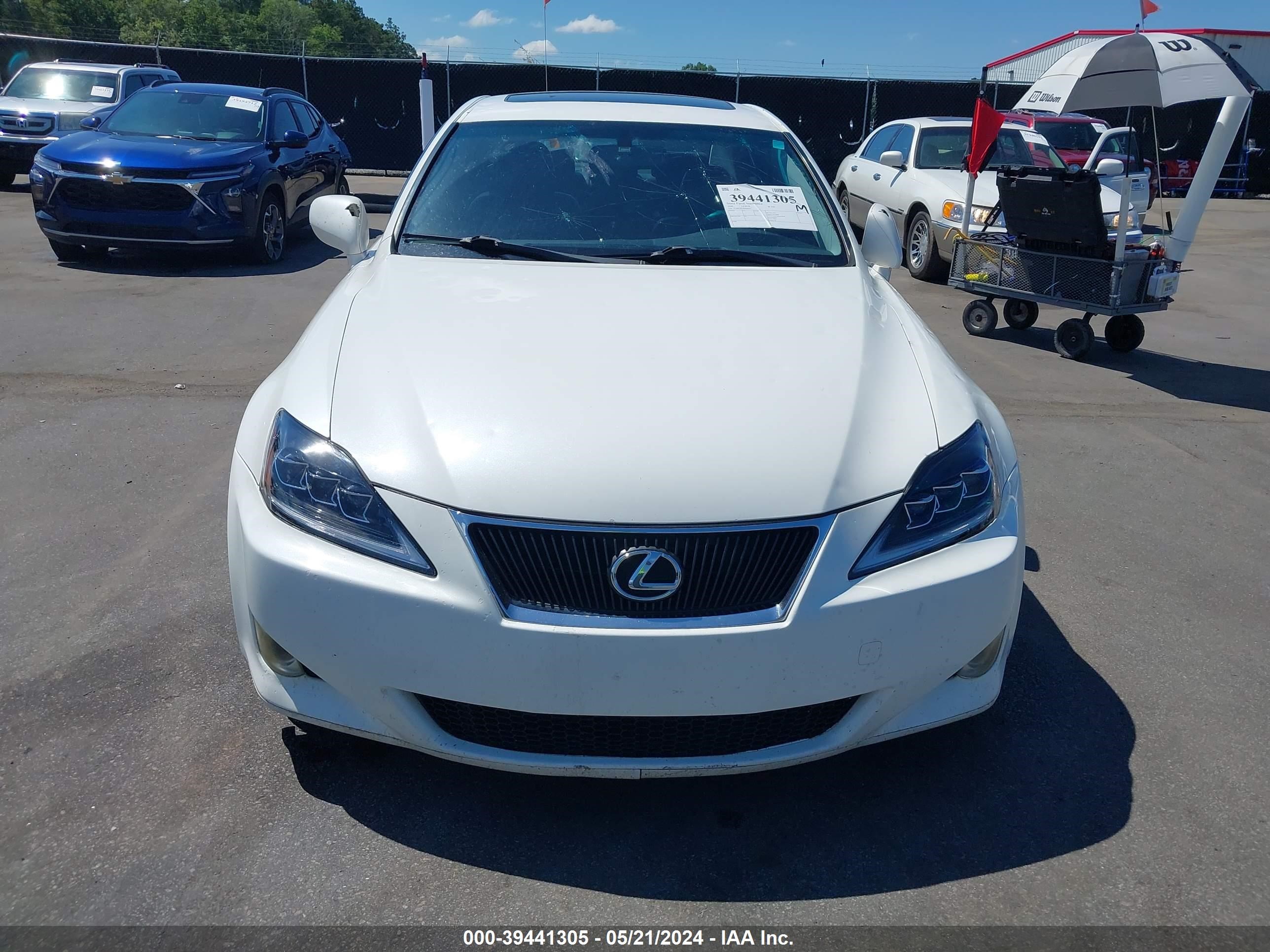 Photo 11 VIN: JTHBE262262000933 - LEXUS IS 