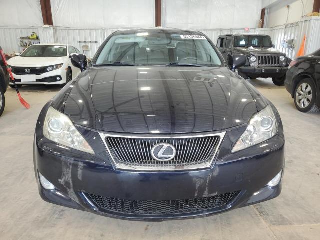 Photo 4 VIN: JTHBE262282015130 - LEXUS IS 