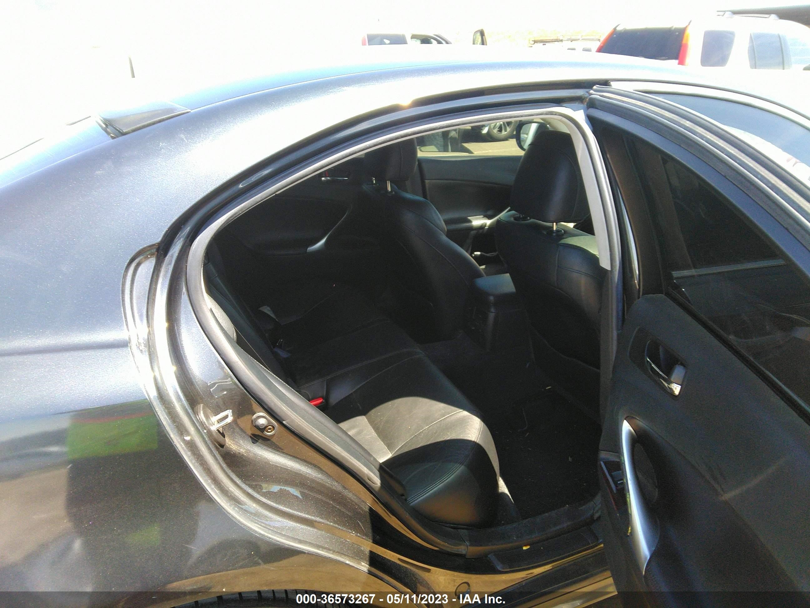 Photo 7 VIN: JTHBE262365007694 - LEXUS IS 