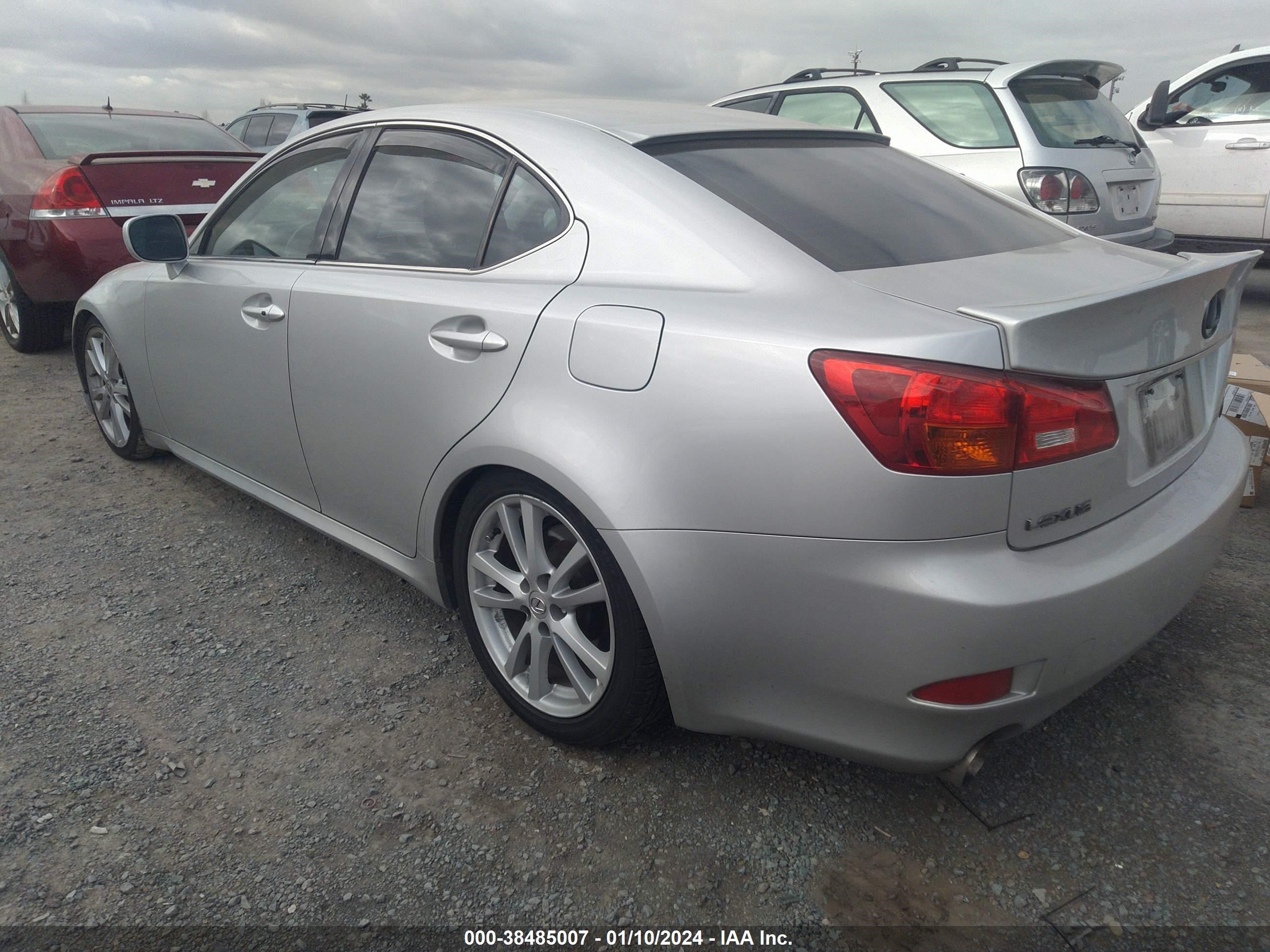 Photo 2 VIN: JTHBE262465007509 - LEXUS IS 