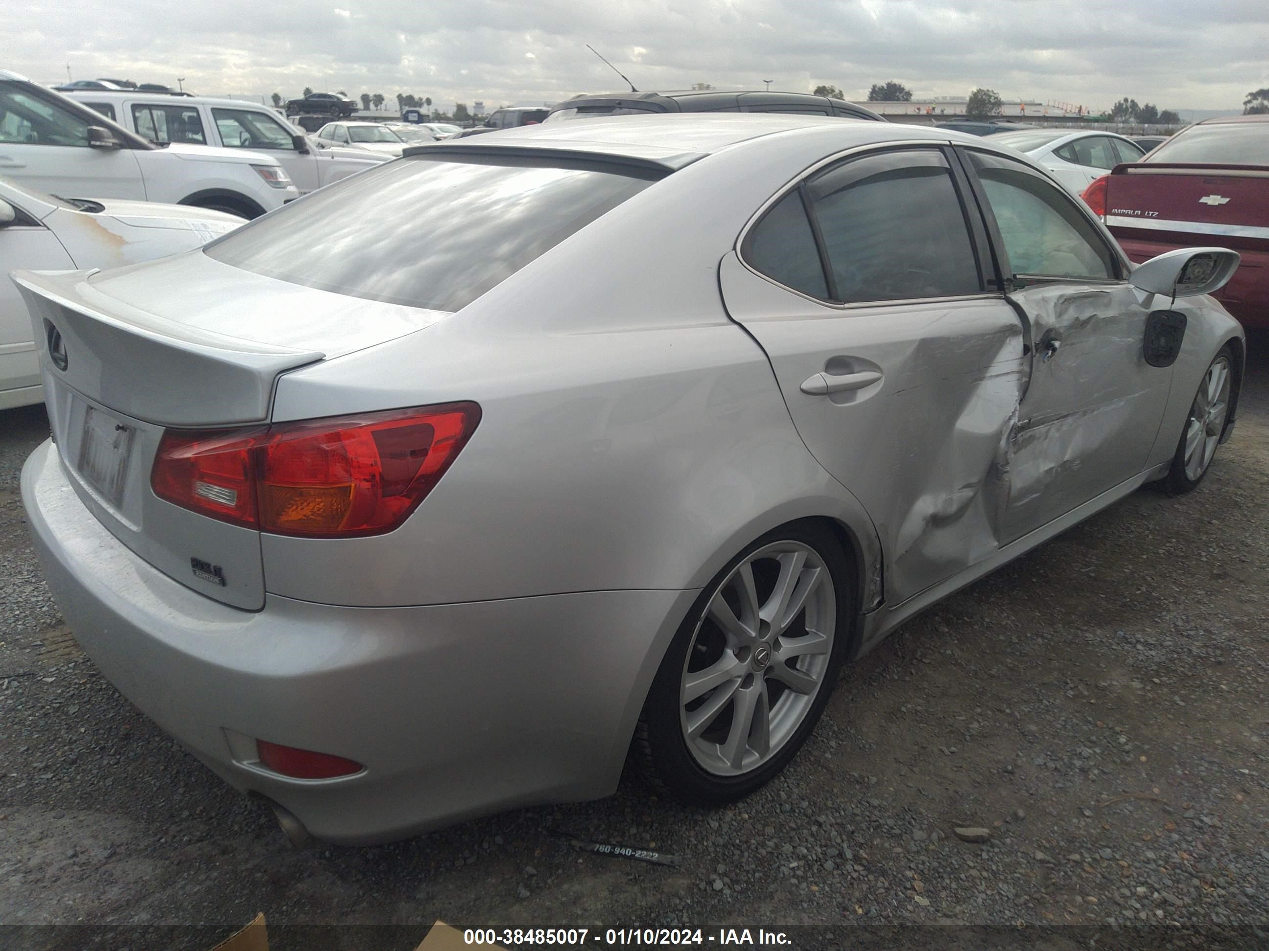 Photo 3 VIN: JTHBE262465007509 - LEXUS IS 