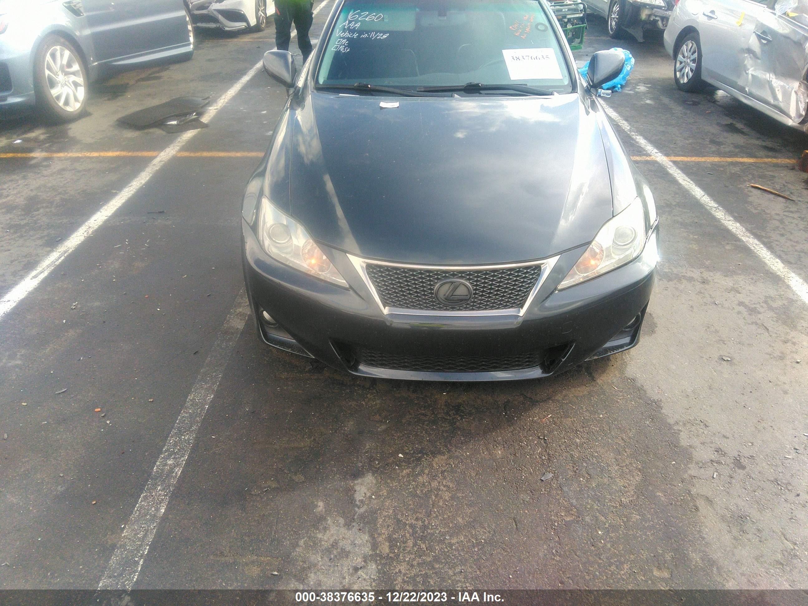 Photo 12 VIN: JTHBE262665010427 - LEXUS IS 