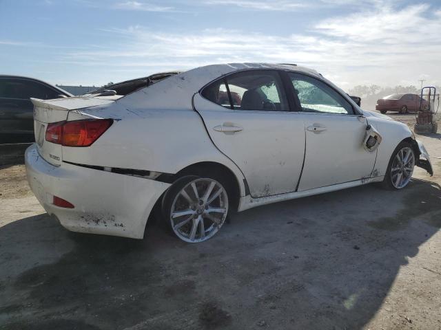 Photo 2 VIN: JTHBE262765005320 - LEXUS IS 