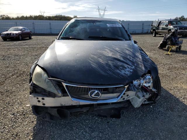 Photo 4 VIN: JTHBE262785020838 - LEXUS IS 