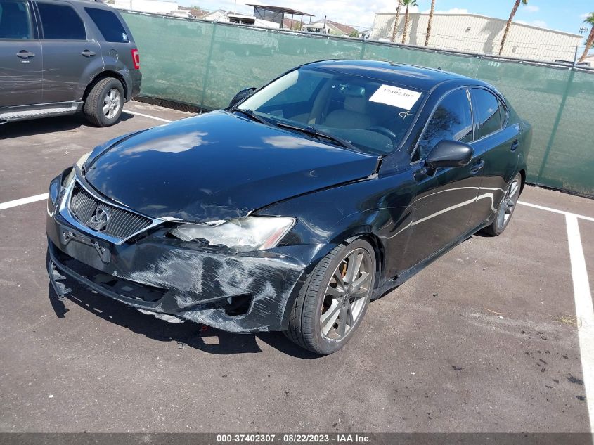 Photo 13 VIN: JTHBE262885017771 - LEXUS IS 