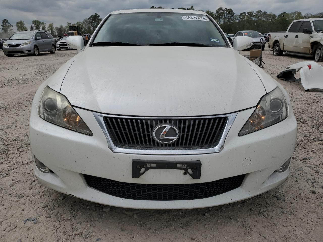 Photo 4 VIN: JTHBE262895022504 - LEXUS IS 