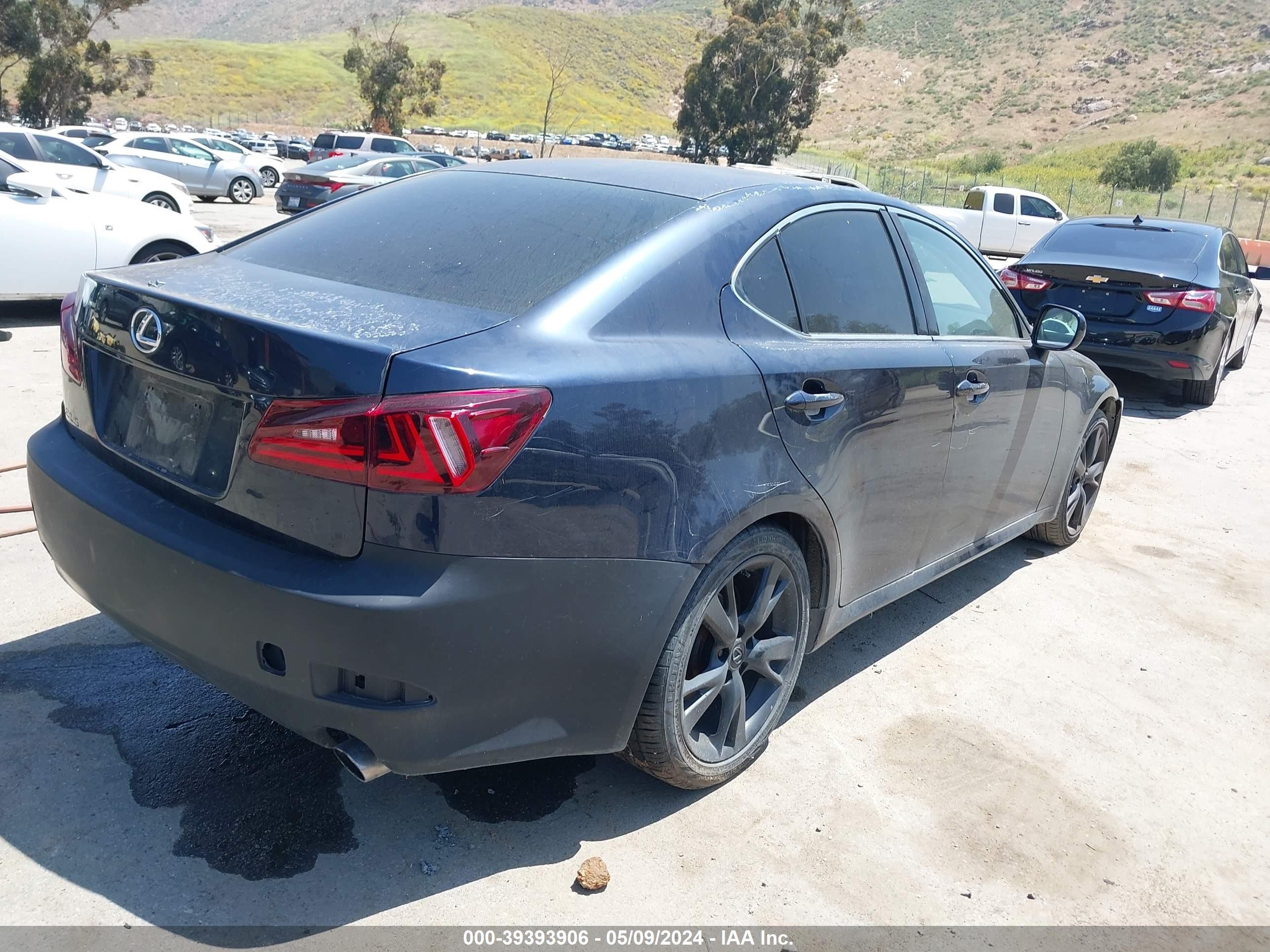 Photo 3 VIN: JTHBE262965007974 - LEXUS IS 